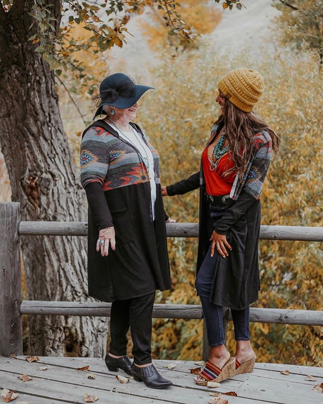 We can&rsquo;t get enough of these cozy Aztec cardigans! Dress it up or dress it down to make the look all your own!
&bull;
&bull;
&bull;
Photography: @footstepsphoto @aubreymariephotography
Makeup: @makeupbymorgandyer 
Clothing: @ccs_western 
Jewelr