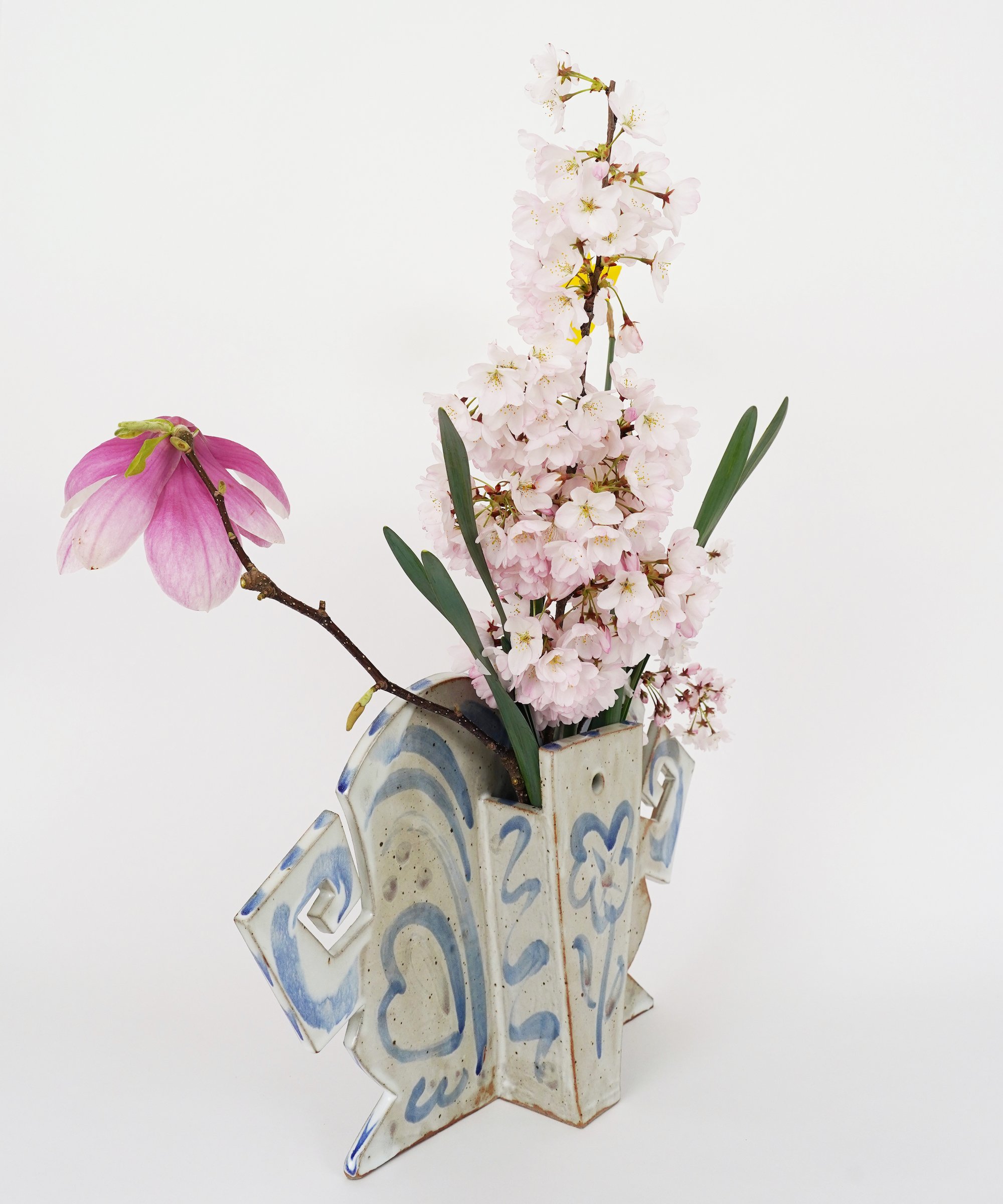 Double Strongman Vase (reverse / side)