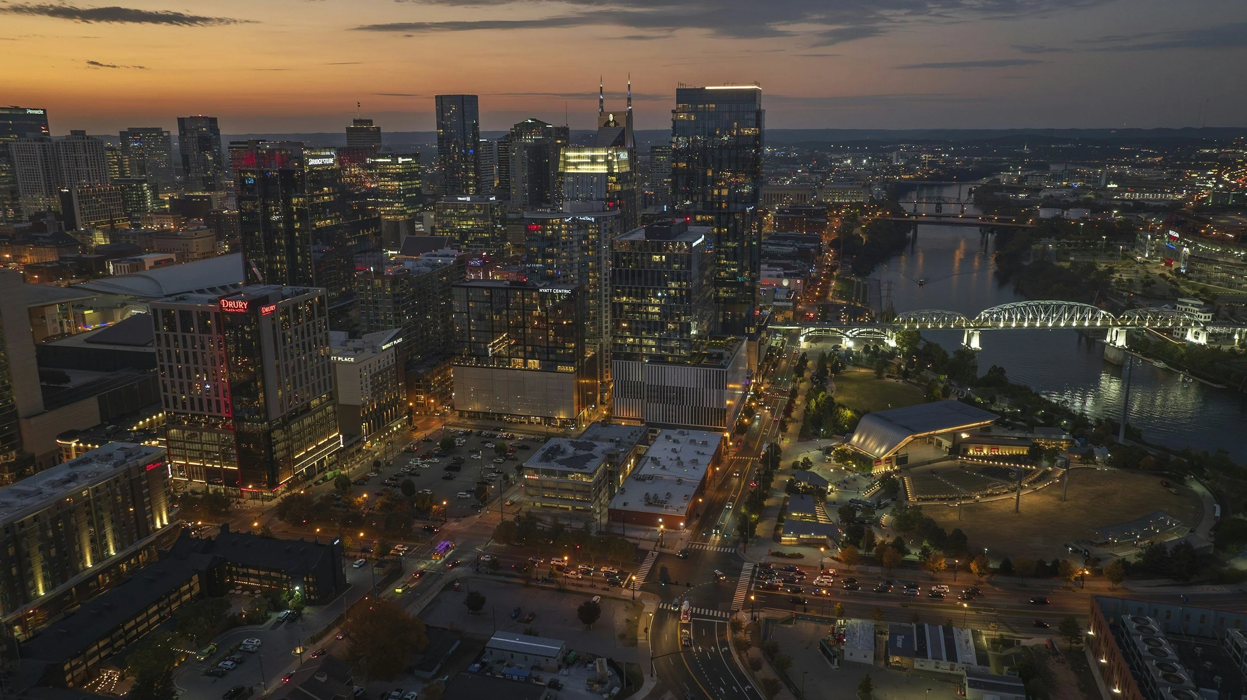 Why A Little Local Flavor Is the Best Choice for Corporate Team Building and Authentic Group Dining in Nashville