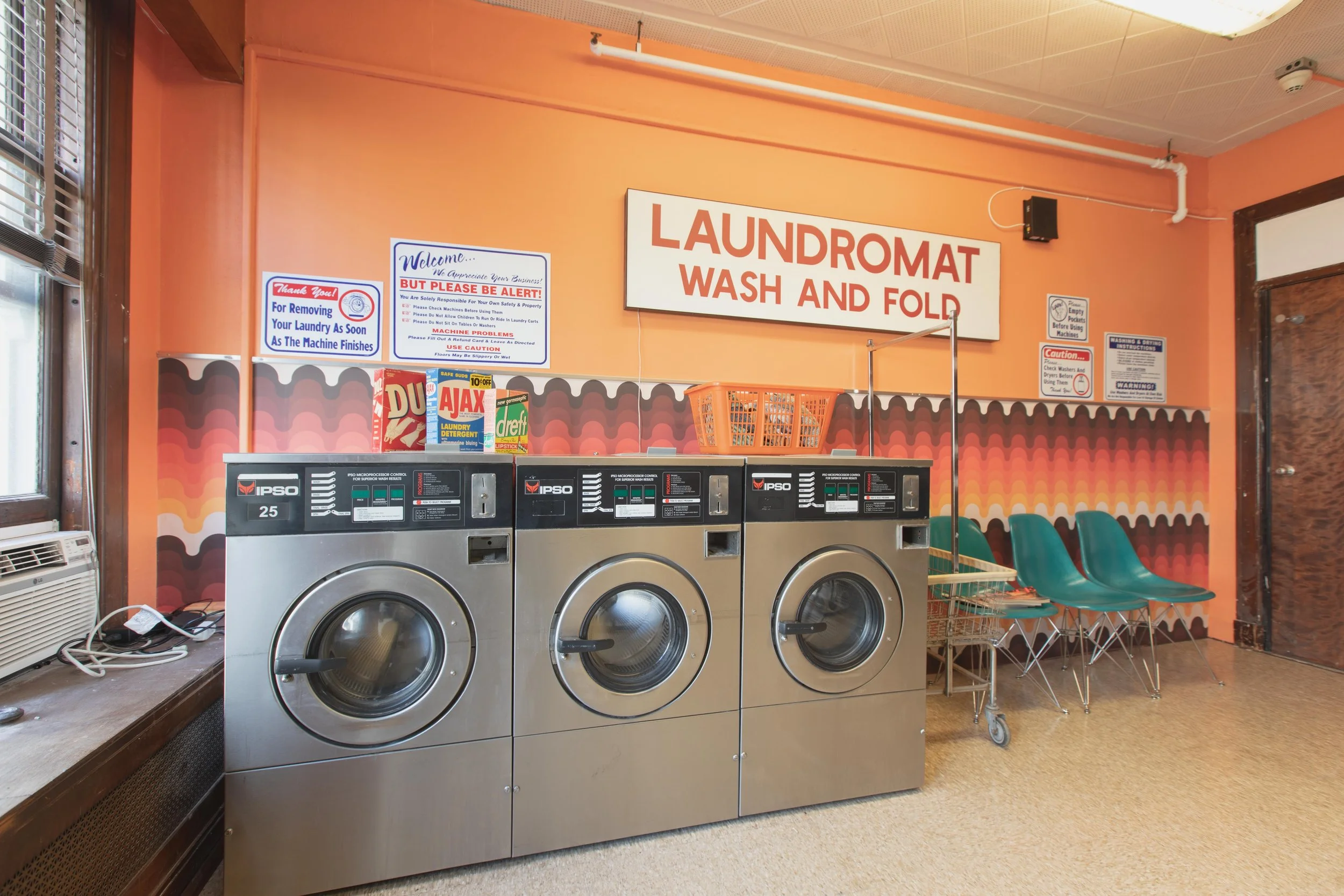 Laundromat Laundromat
