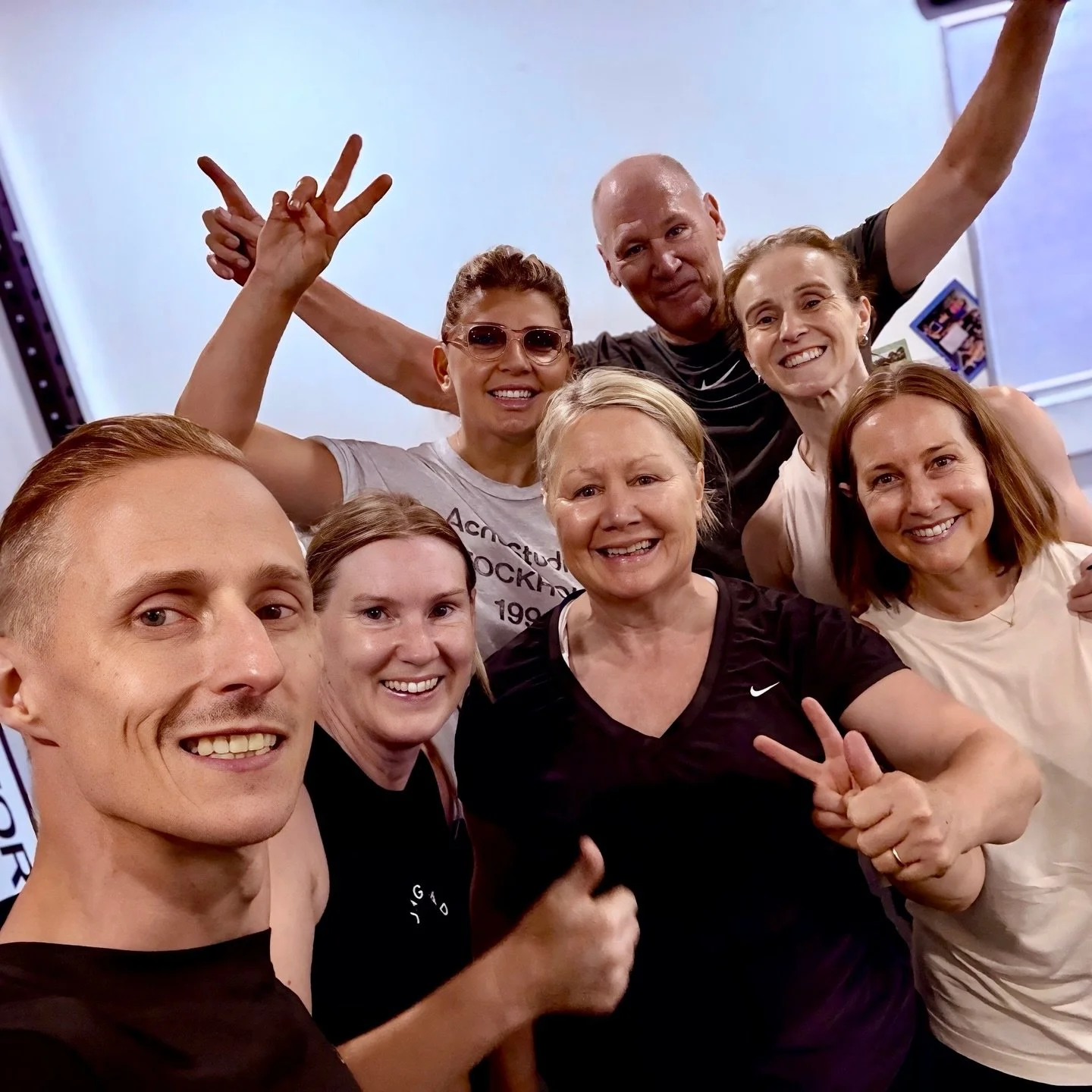 Group training changes the game.

More energy.
More accountability.
More results.

You feed off the room, push past limits, and walk out better than you walked in.

Train together. Win together. 💥