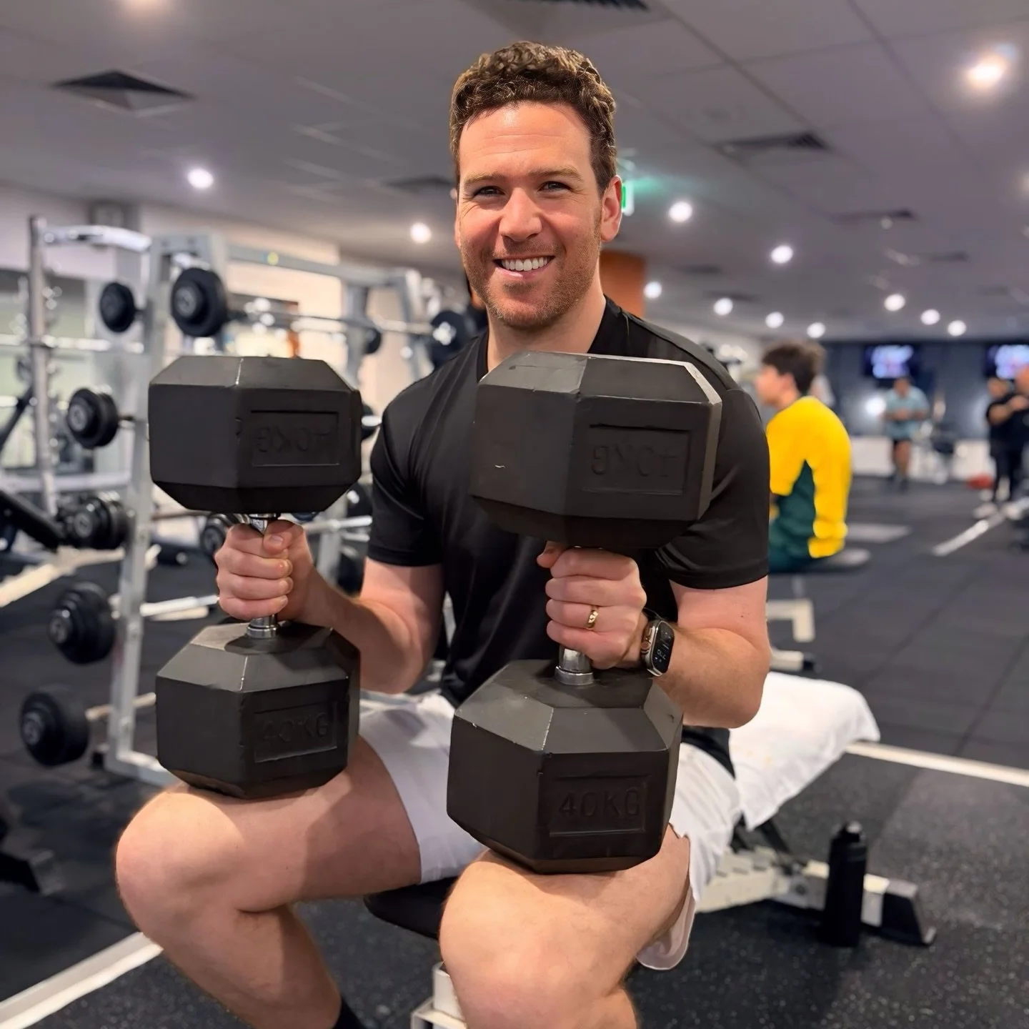 Bench pressing 40kg dumbbells like their part of the wedding vows 💍💪

&ldquo;Through sickness, health&hellip; and progressive overload.&rdquo;

Rhys said &ldquo;I do&rdquo; and now he&rsquo;s out here committing to the dumbbells just as hard 😂👏

