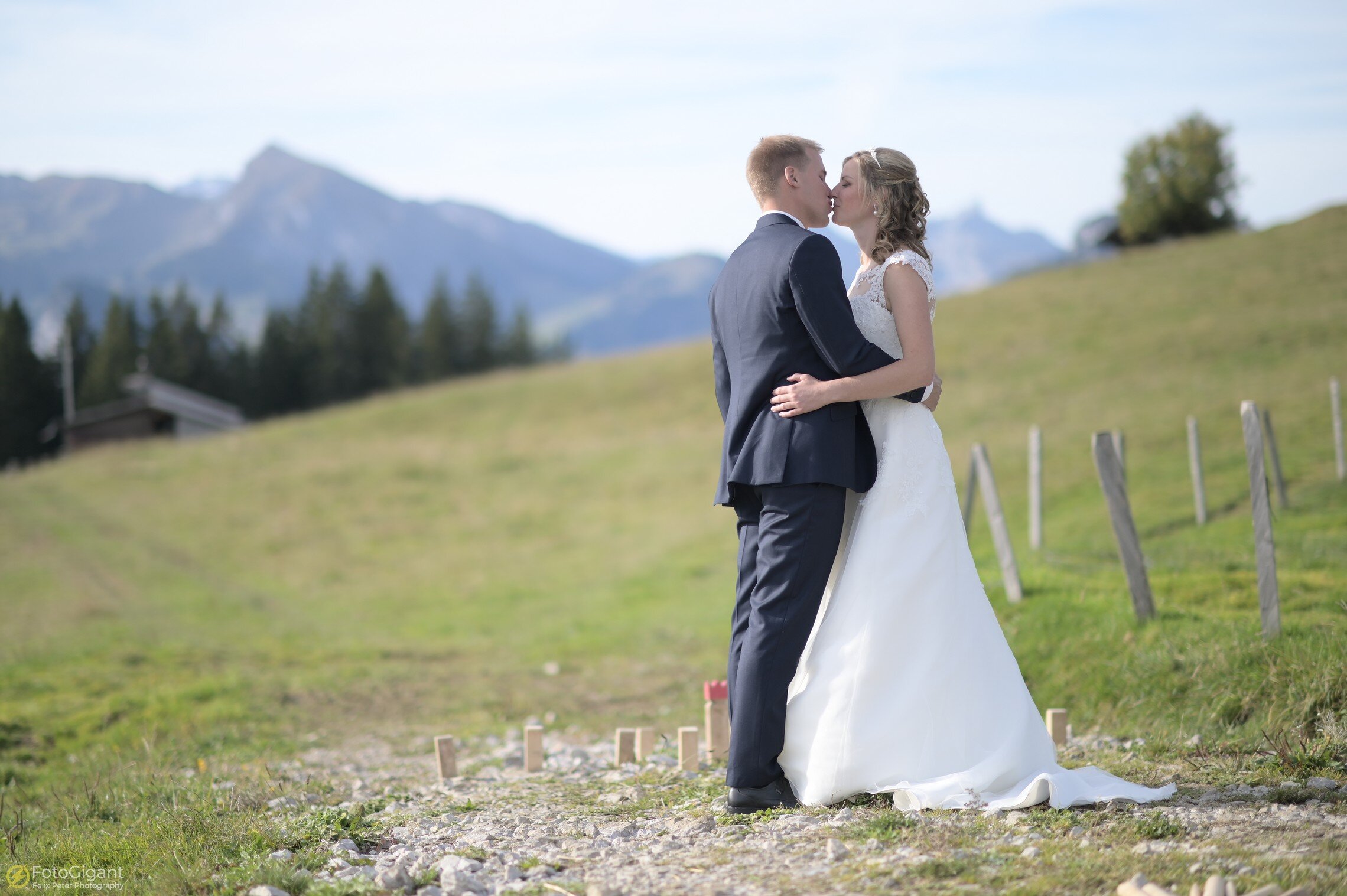 Hochzeitsfotograf_Diemtigtal_15.jpg