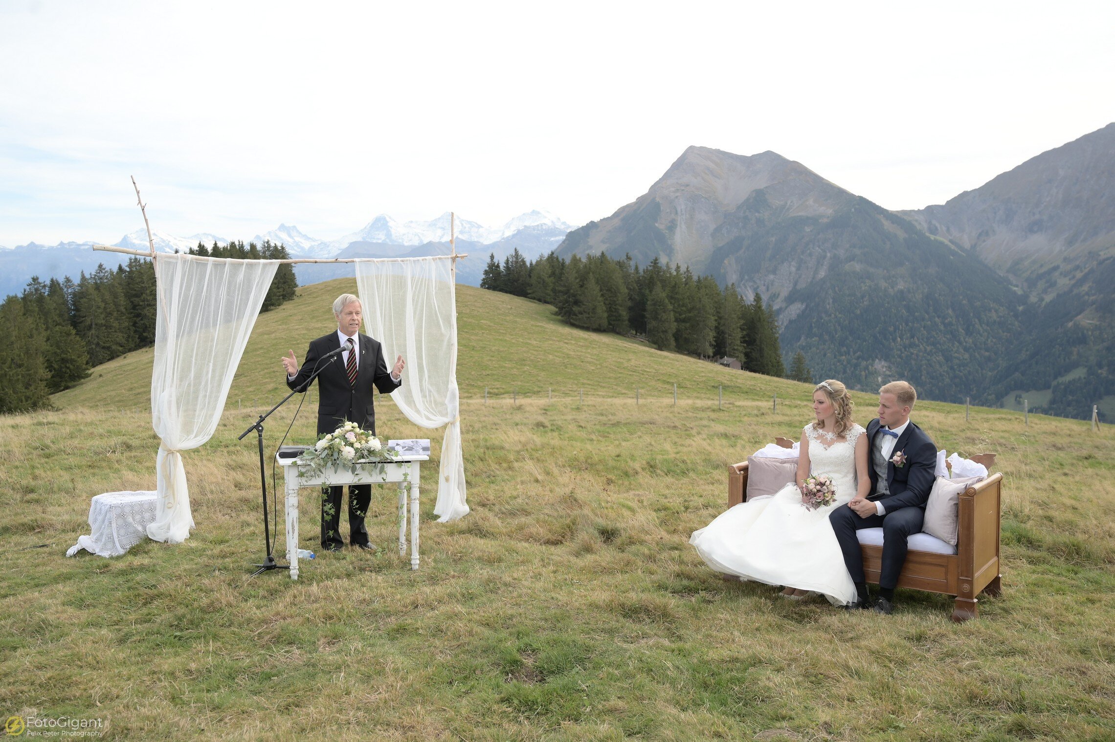 Hochzeitsfotograf_Diemtigtal_48.jpg