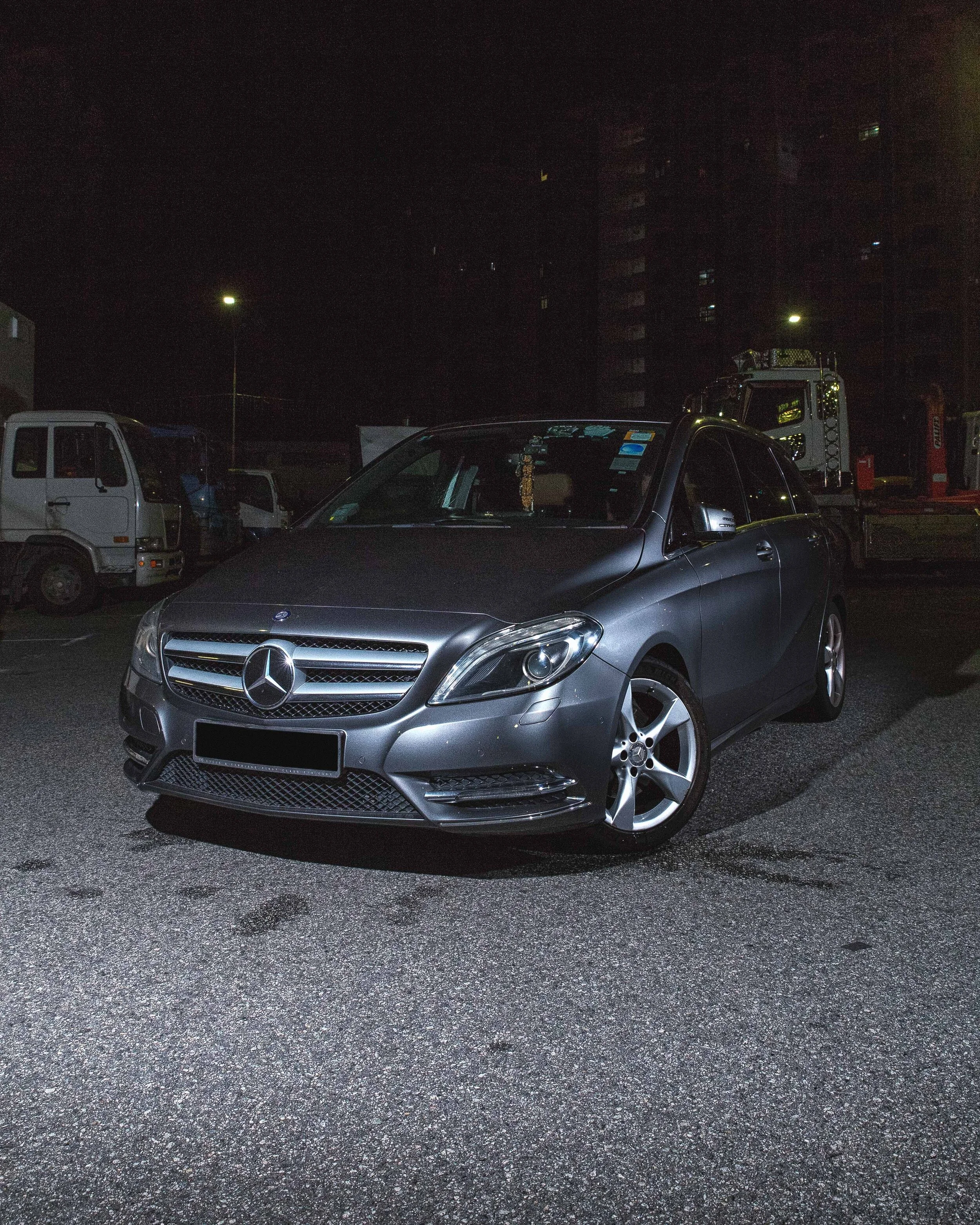 B200 Front-Edit.jpg
