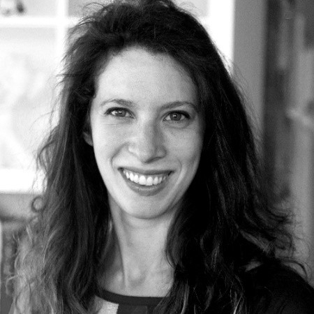 Lizzie Mandeno Director, Innovation Social