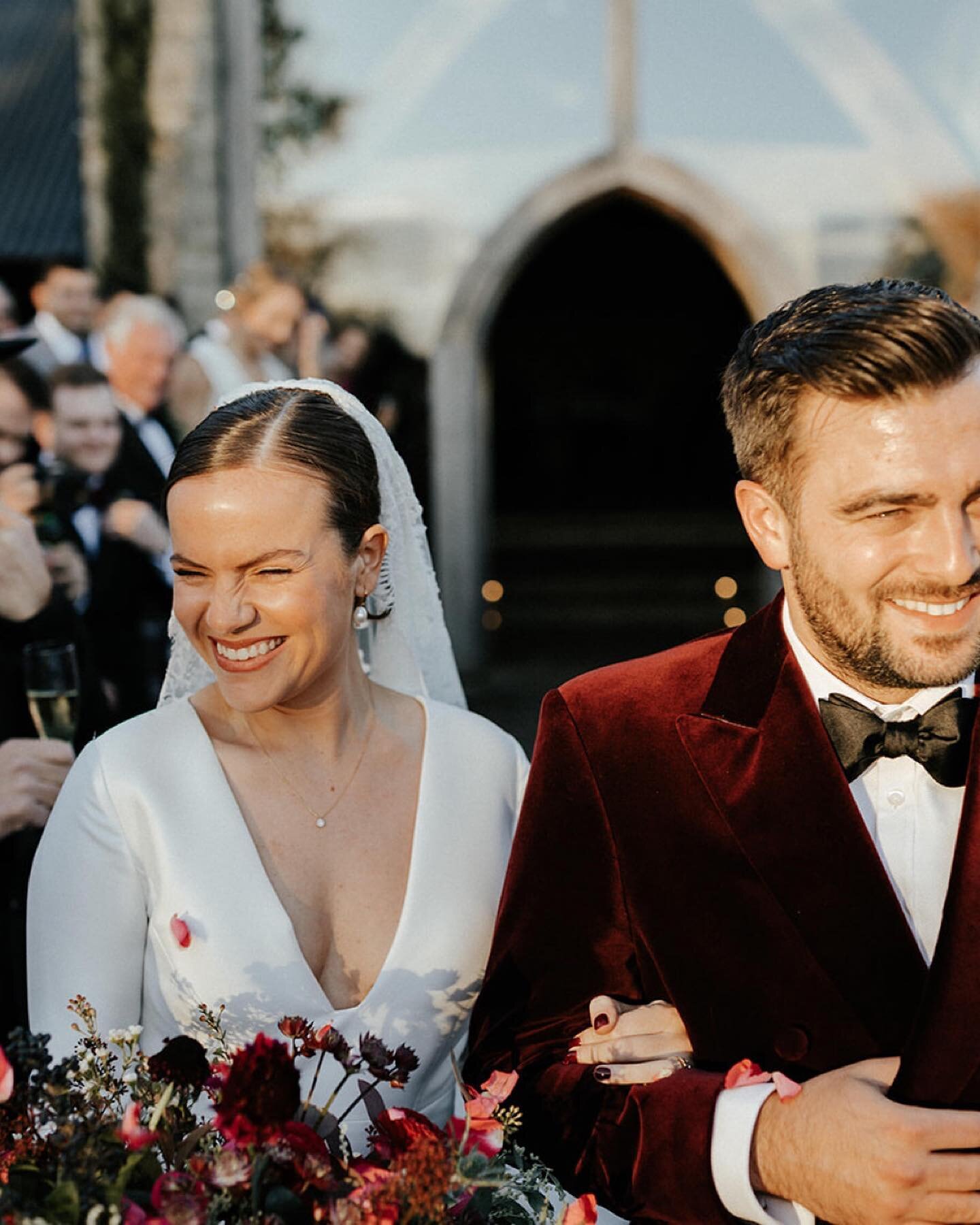 Looking like a pair of movie stars in the golden evening light, the stunning E&amp;M at the timeless Cripps Barn.  Photographer @monkeymole  Venue @crippsbarn &hellip;
#cotswolds #bridetobe2023 #cotswoldsweddings #bridalinspiration