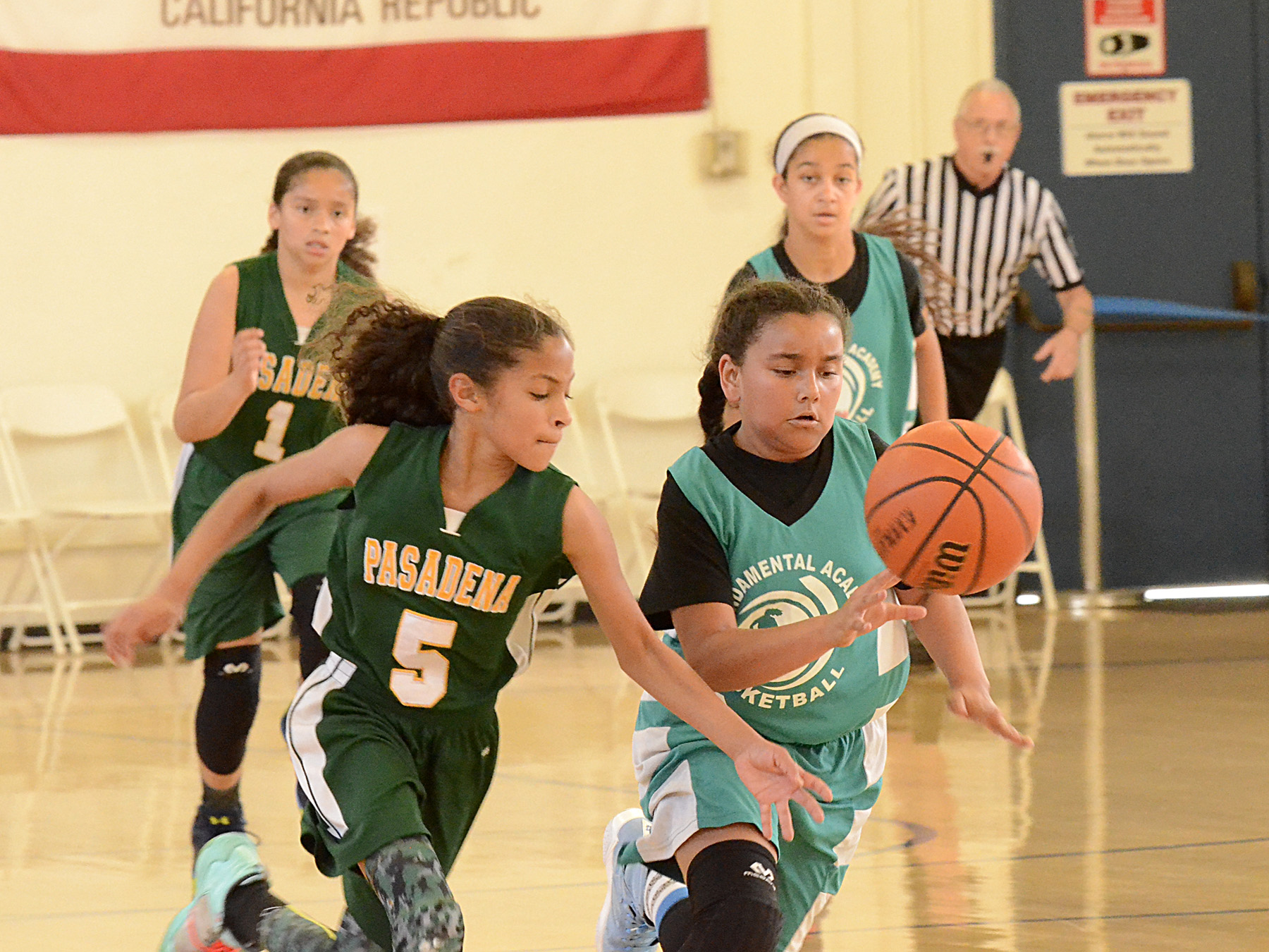 Basketball - Girls B_5.jpg