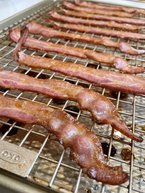 How to Bake Bacon in the Oven to Perfection // You'll Never Fry