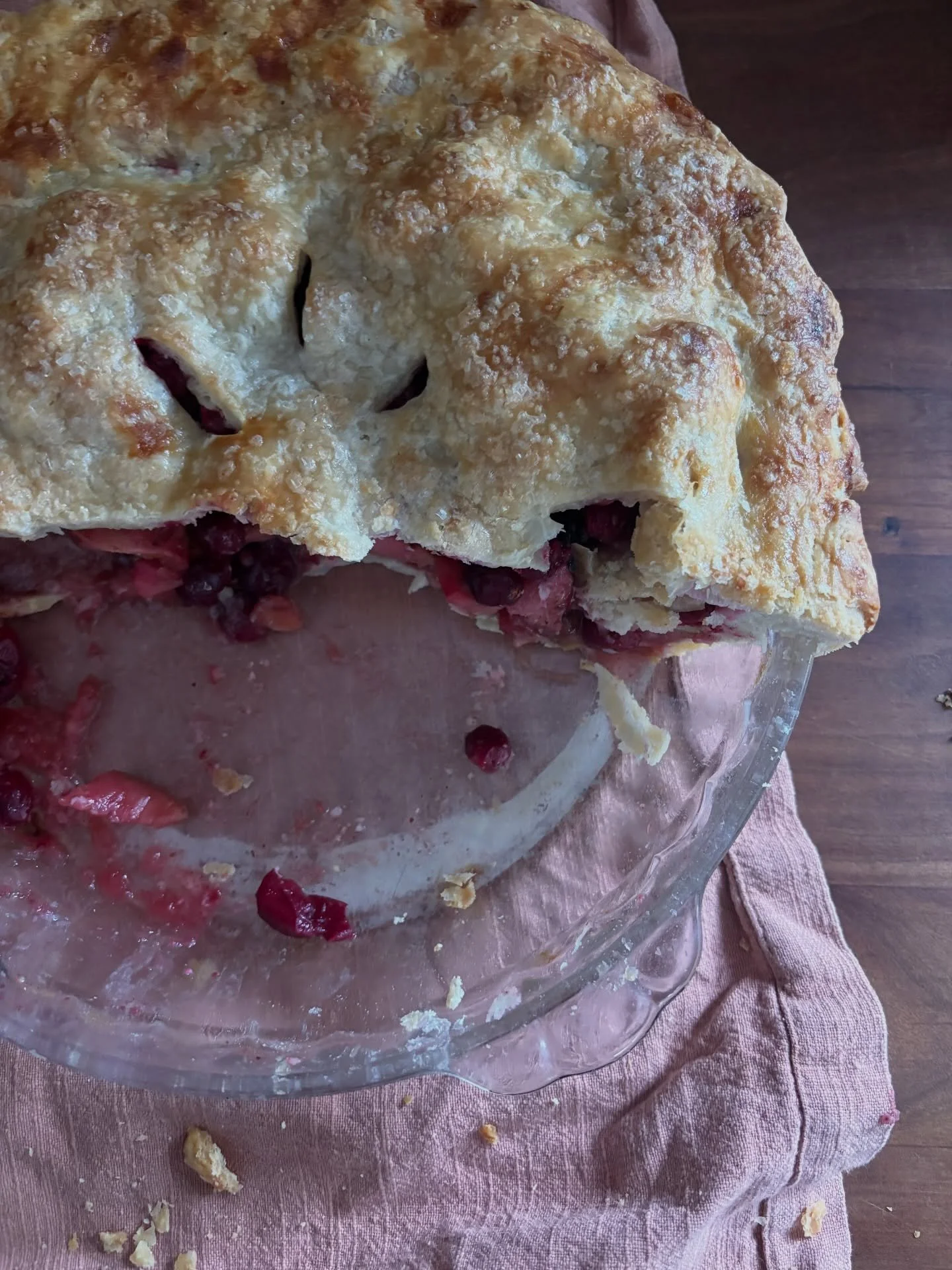 🥧 Move aside, quiche. Pie for breakfast (gotta make it ala mode) doesn&rsquo;t just have to be a day-after-Thanksgiving indulgence. Piping hot fruit pie was a traditional mid-morning snack for farmers, and anyone that has worked at a diner will tell