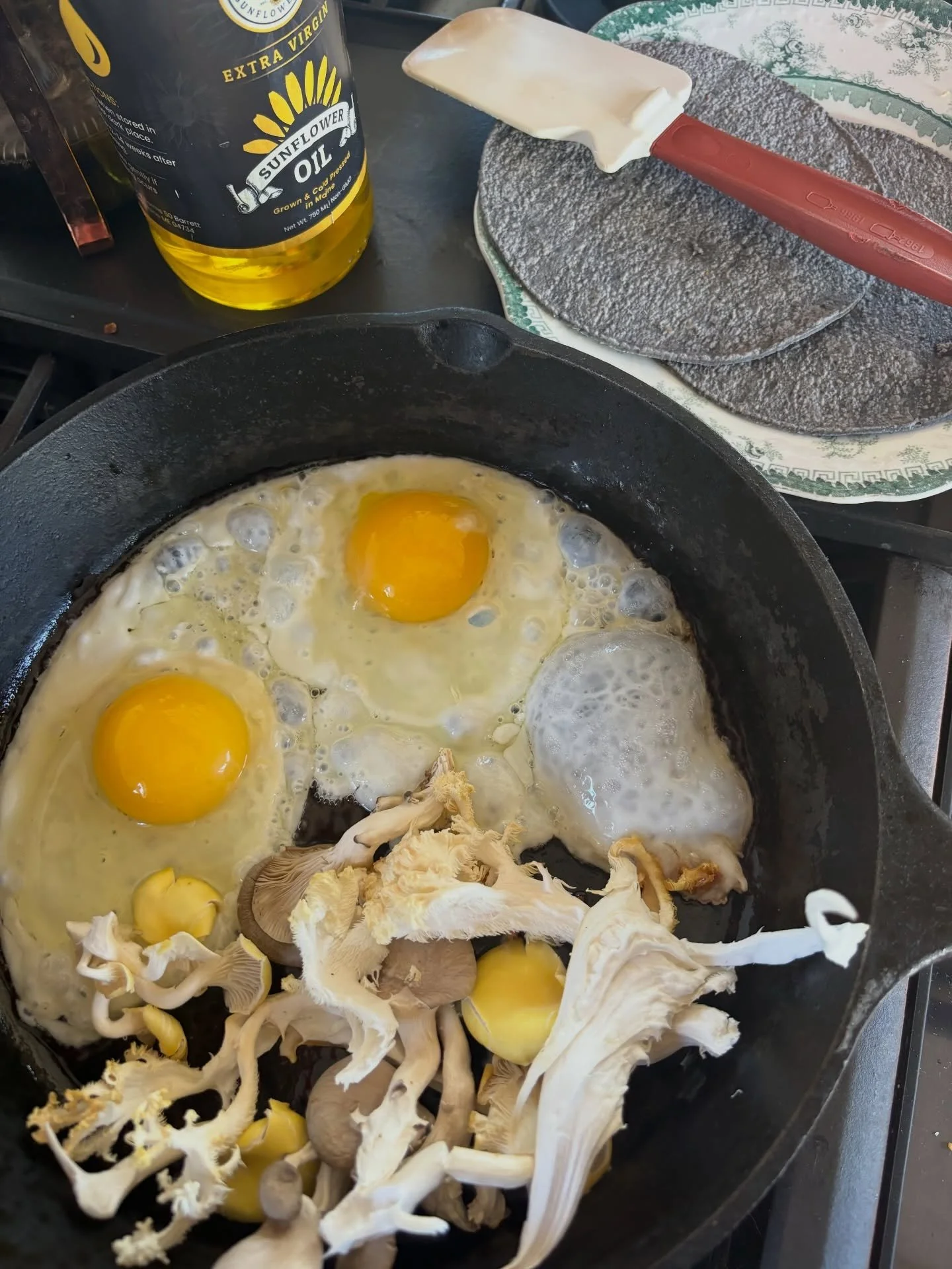 Breakfast tacos 🌮 with assorted mushrooms and eggs! If you&rsquo;re feeding a crowd with a variety of palettes and preferences, tacos should be top of the meal plan. You can add just about anything, including using up all the last bits of leftovers 