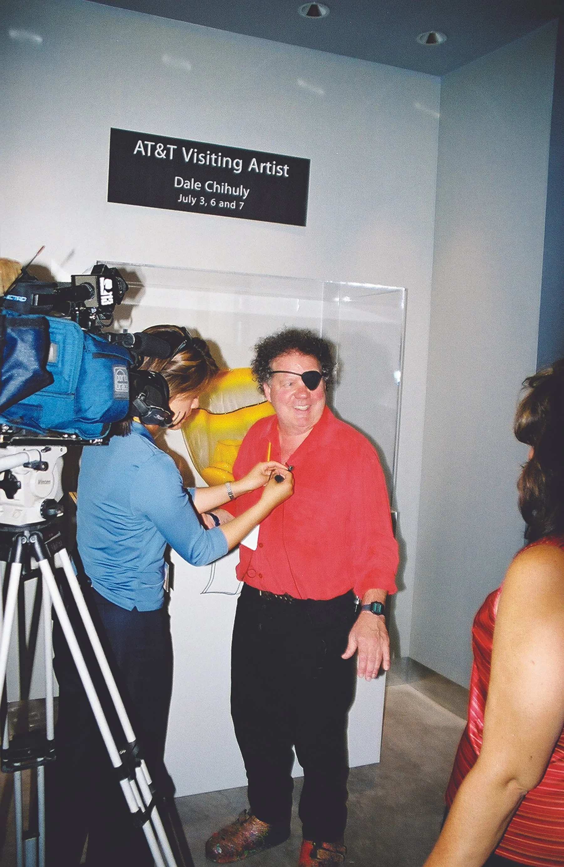 ChihulyMOG-JWells-2002-11.jpg