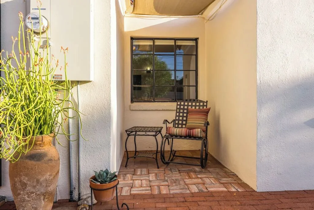 Casita private covered patio