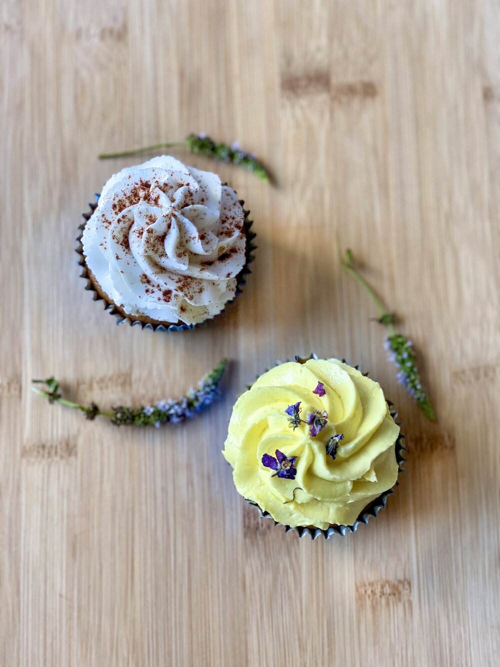 Snickerdoodle-Doo and Lemon Lavender Cupcakes