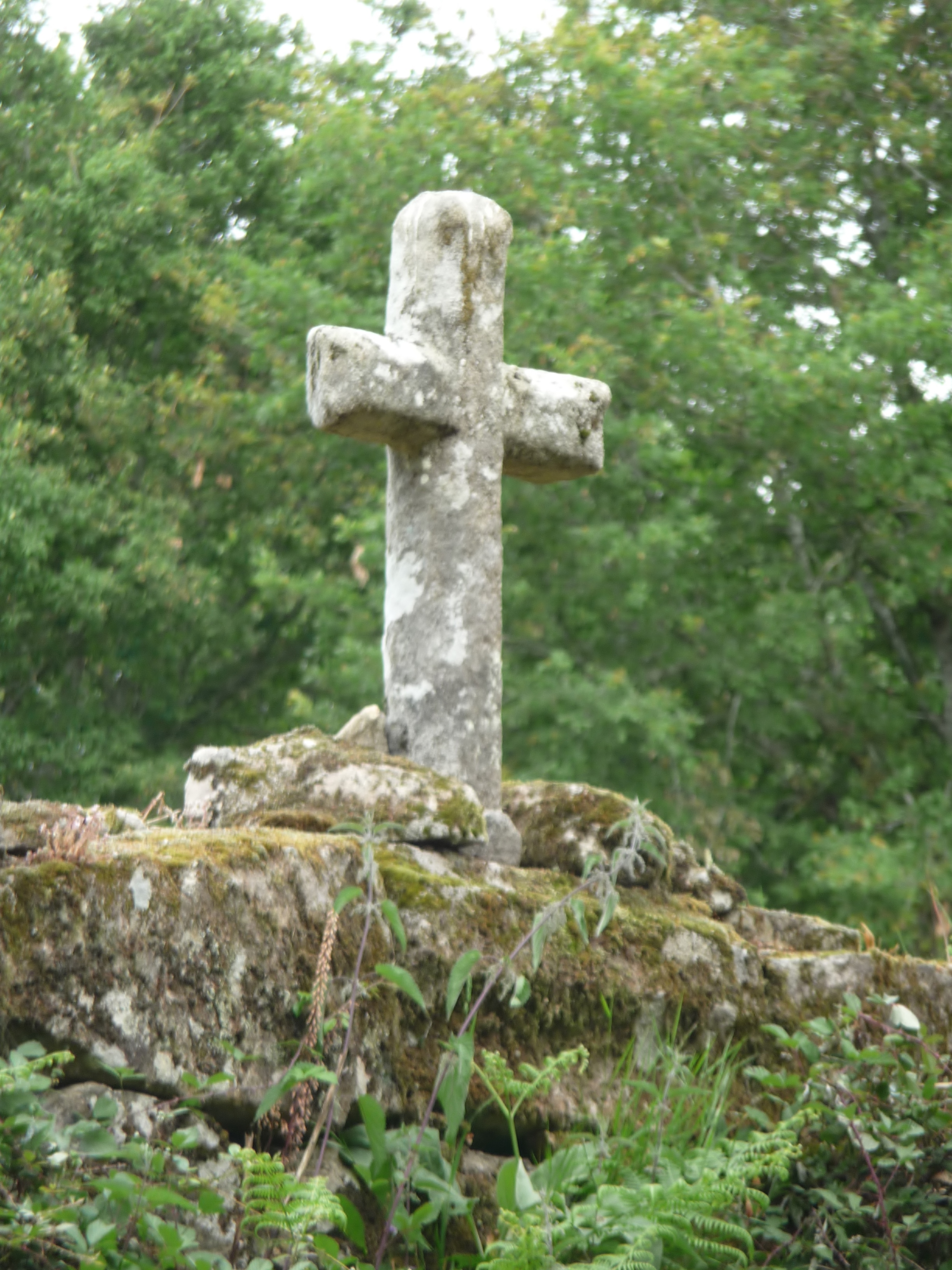 Photo of stone cross.JPG