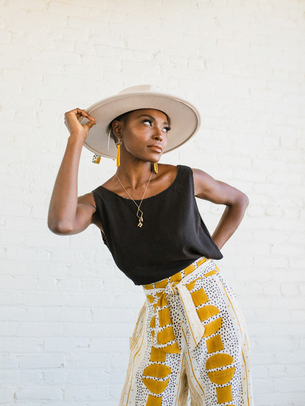 Easy Crop Trouser in Solstice.jpeg