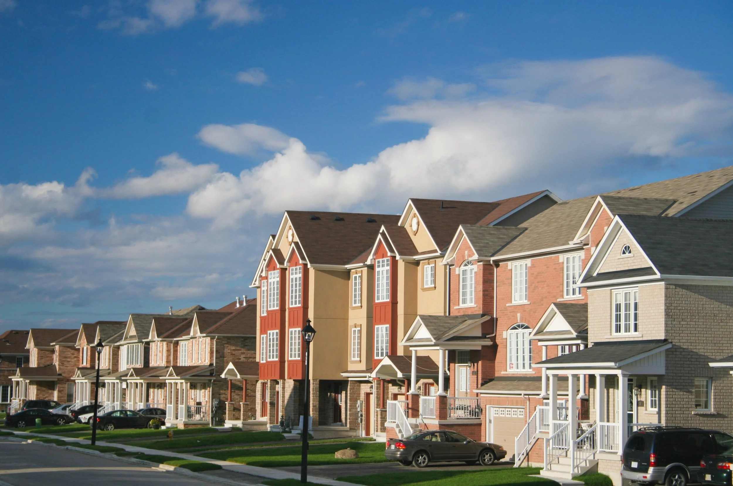 apartment-architecture-buildings-243722.jpg