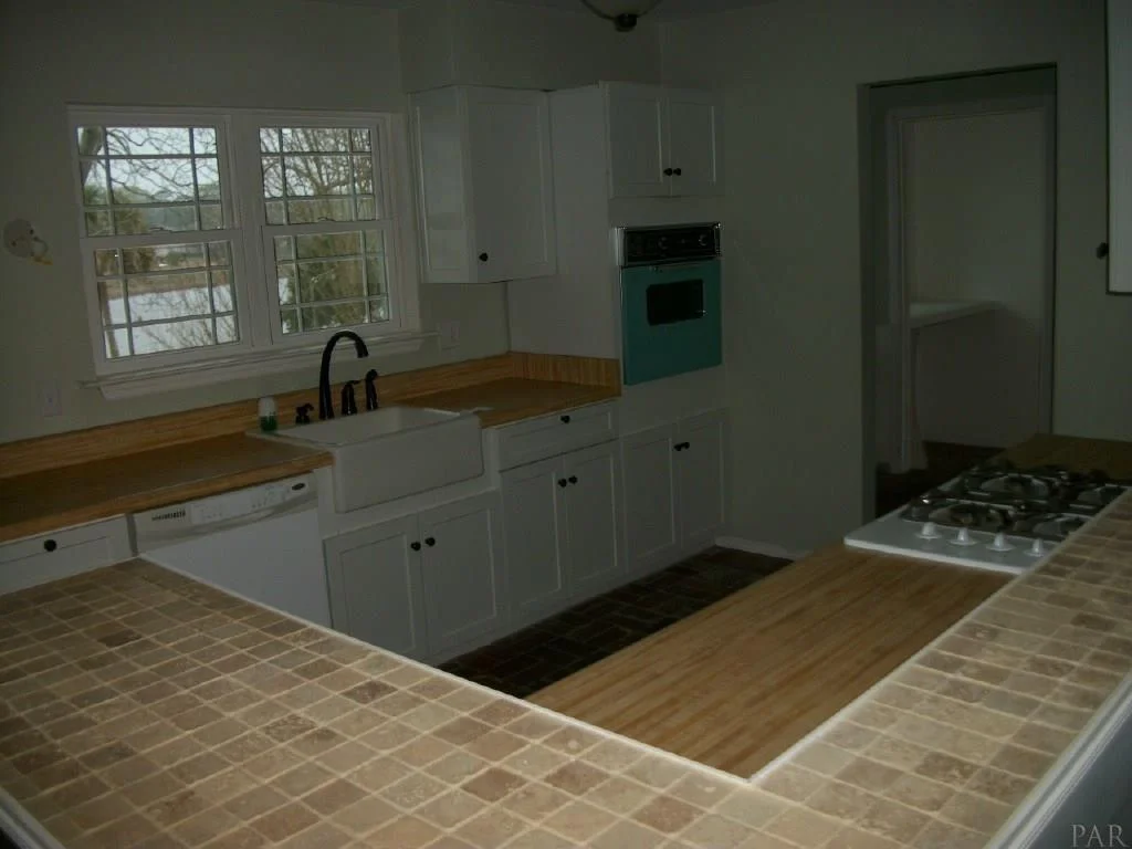 eshore10.jpg