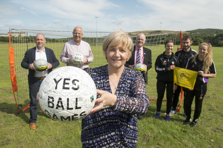 S. McKnight, G. Thom, J. Laing, A. Findlater, K. Coutts, L. Walker, H. Clews 