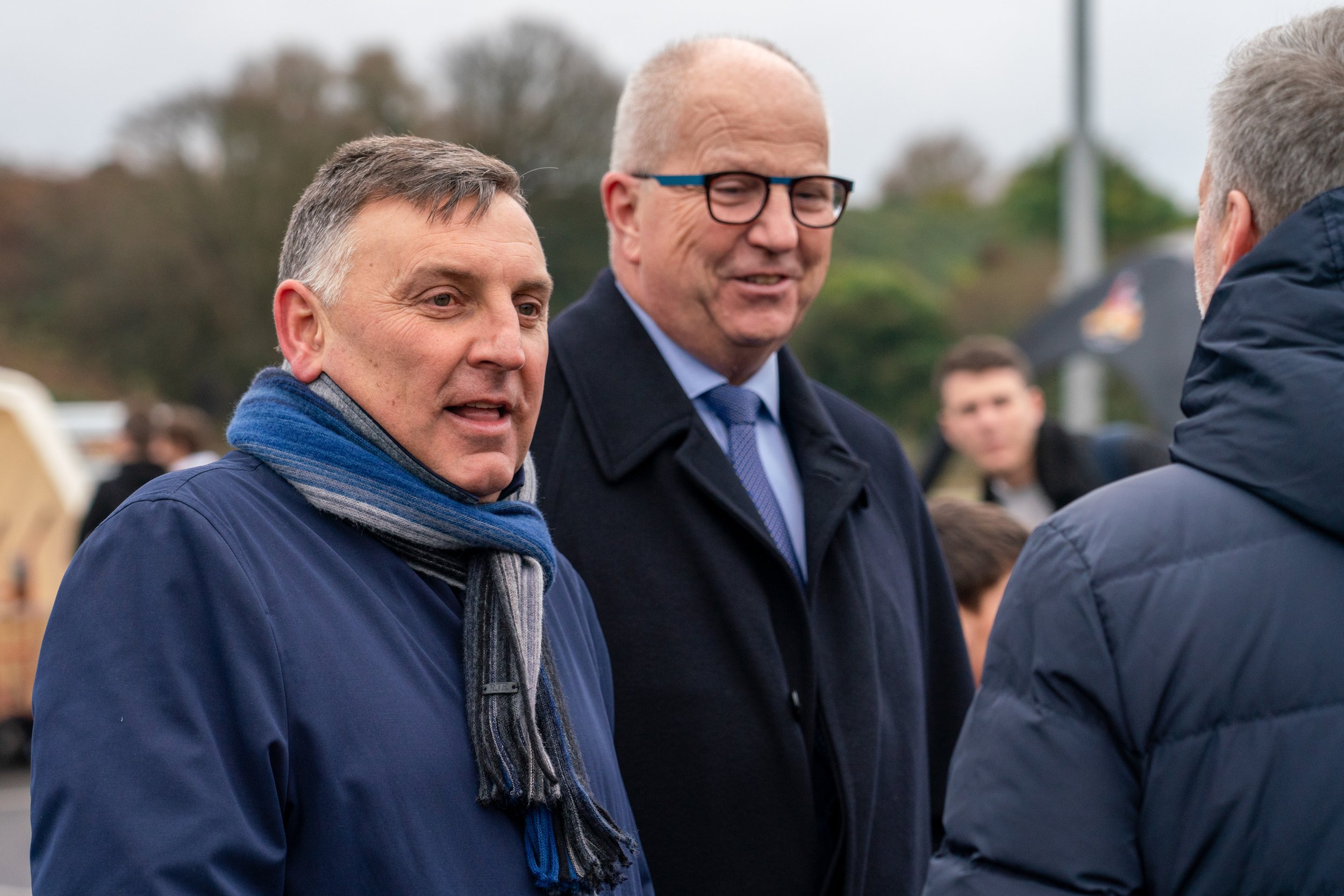 Joe Hewitt and then DLLT Chairman Graham Thom. Credit: Andy Hall