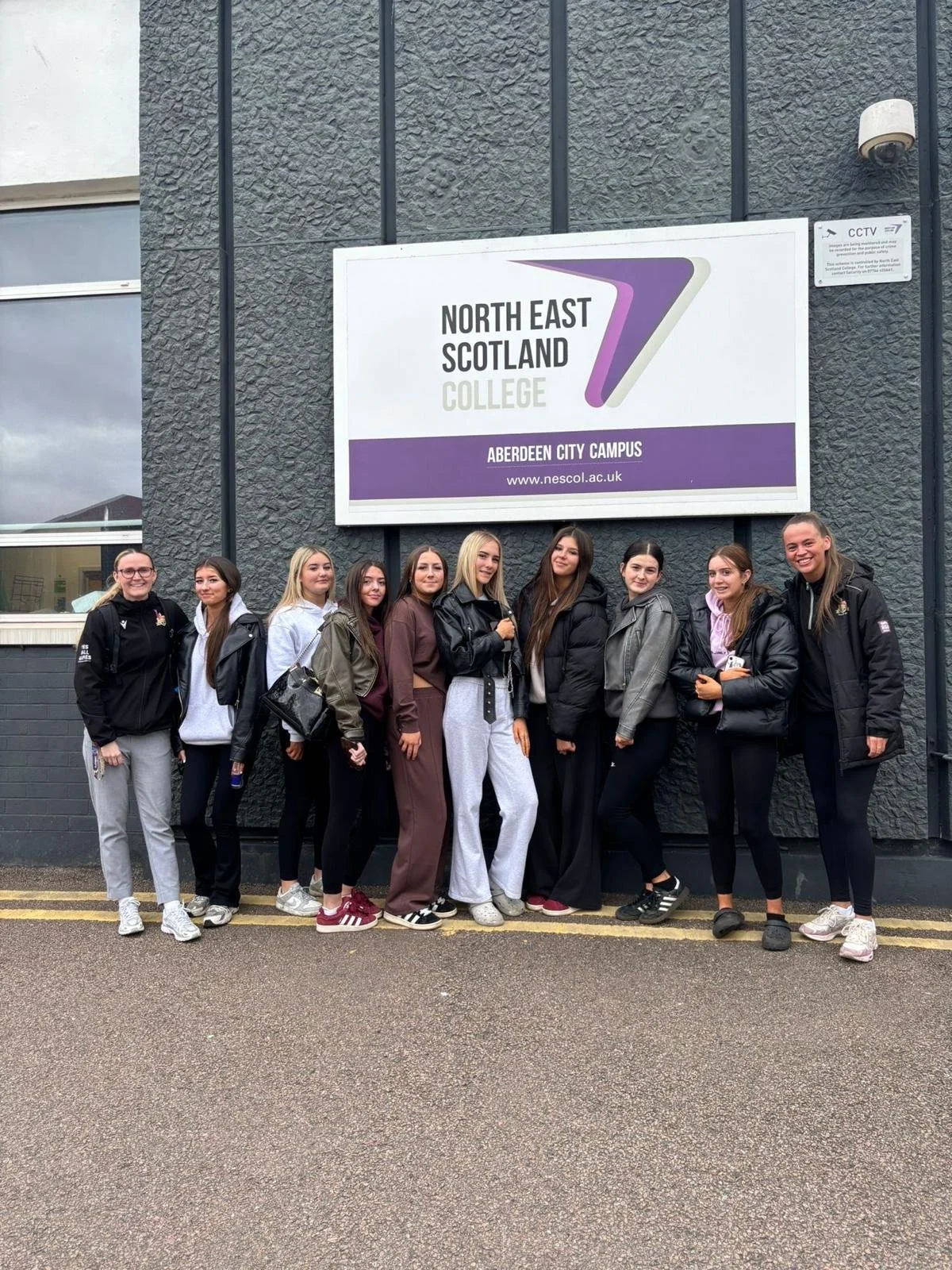 “Queens” group take on fashion project at NESCol