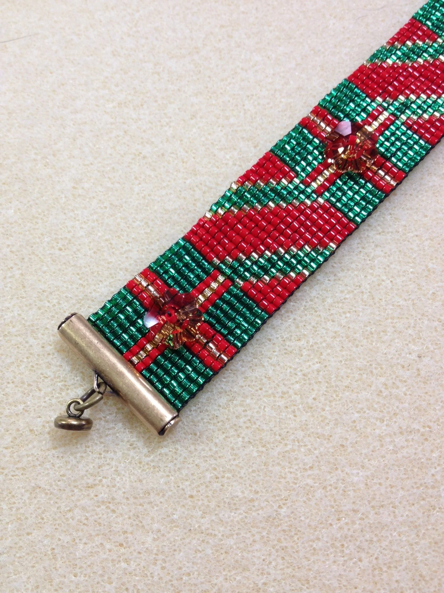 Xmas gifts clasp.JPG