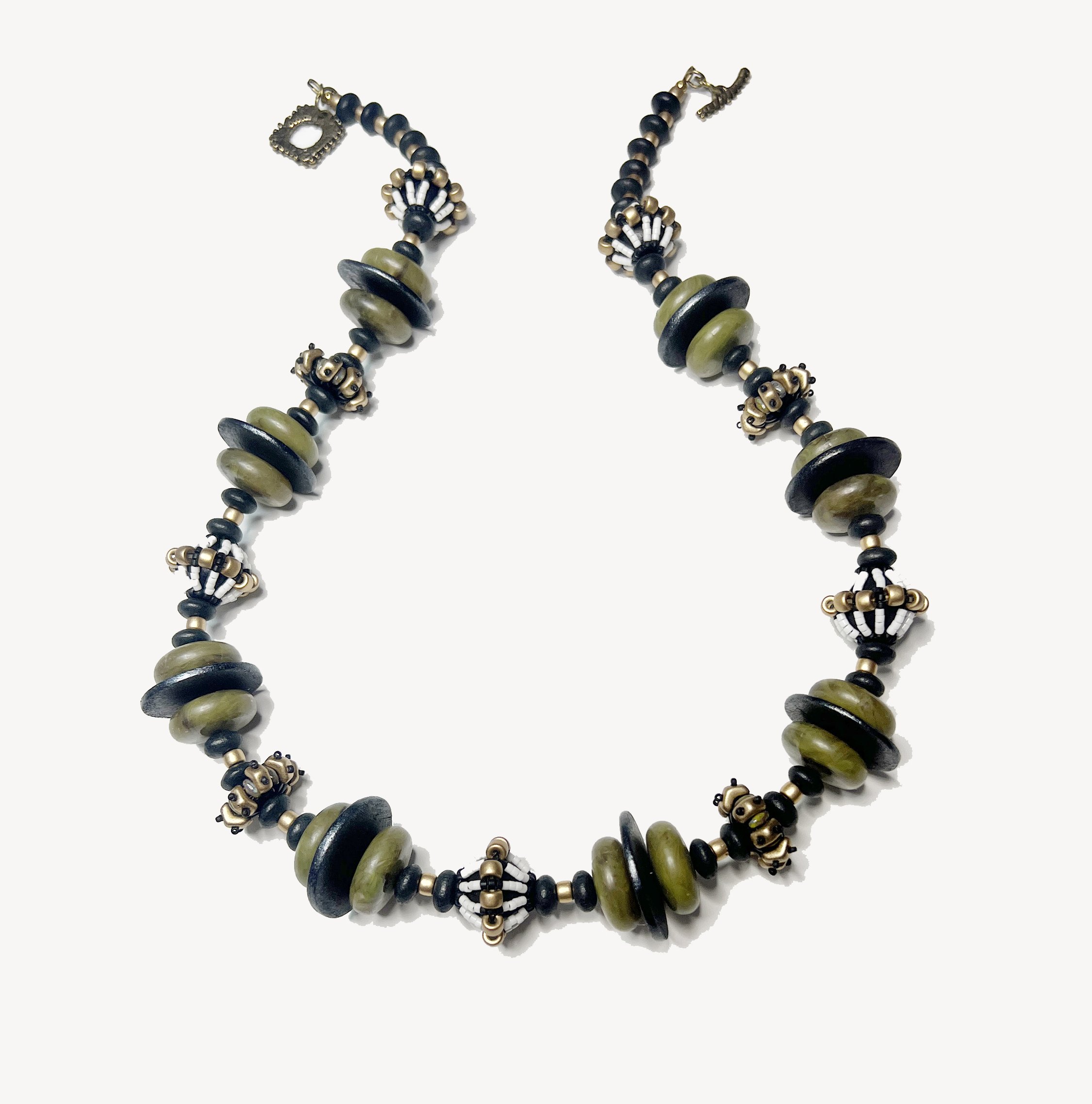 N17 Equator beaded beads with green