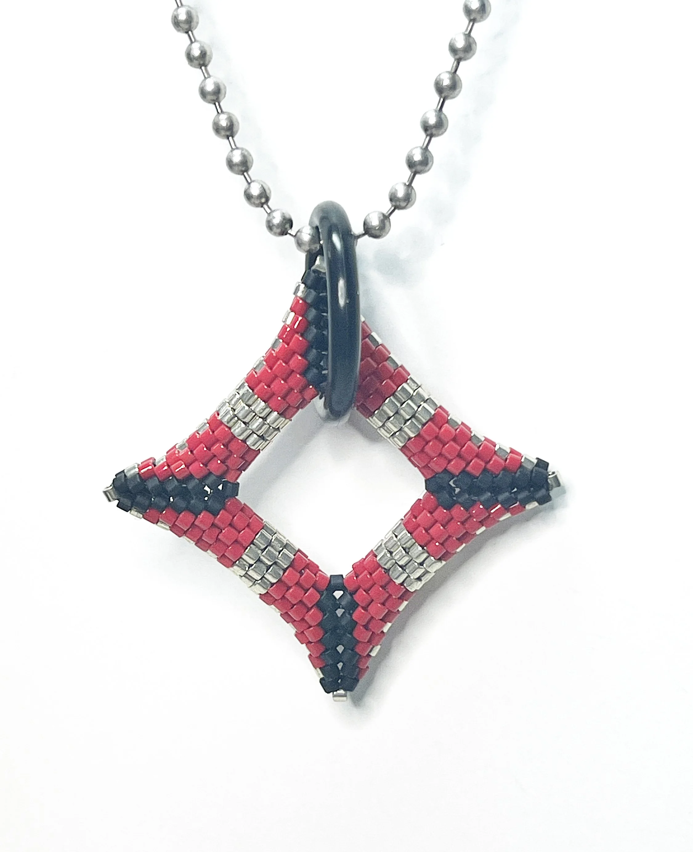 SqP-1 square pendant
