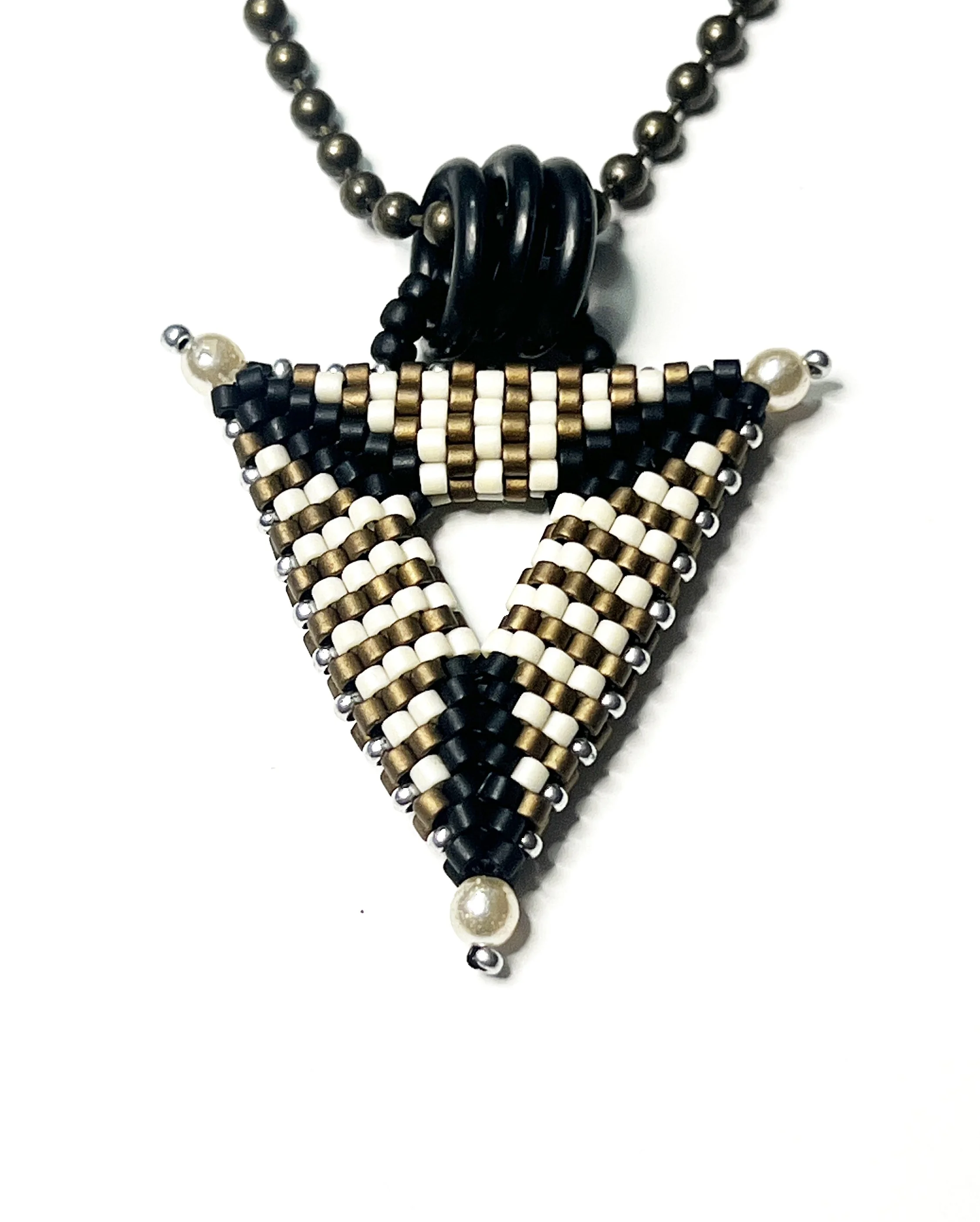 TSP-12 Small Triangle Pendant, white and gold stripe