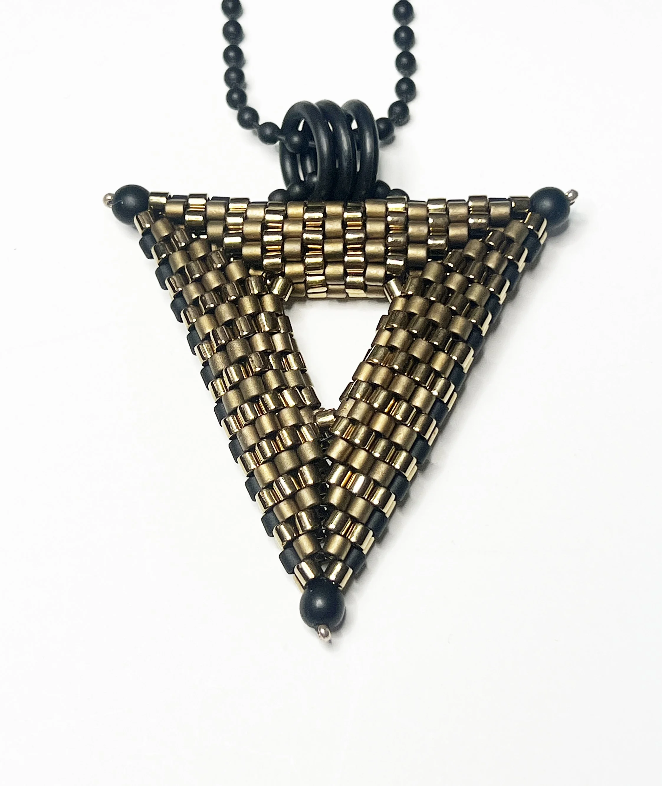 TLP-3 Large Triangle Pendant gold stripes
