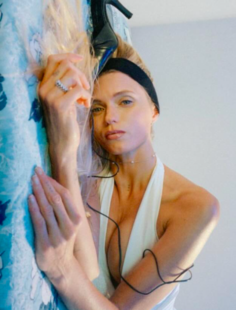   abbey lee photographed by quil lemons for lovewant issue 40  