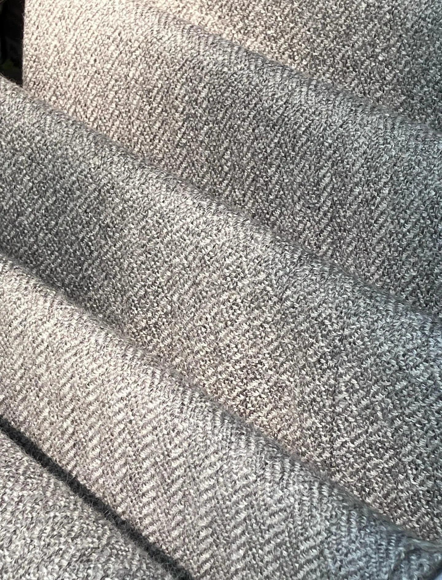 Meadow Throw blankets in beautiful undyed Cotswold wool.
Cotswold wool raised on @tamarack_farms in Northumberland County. This beautiful wool was spun by #wellingtonfibres in Elora and woven in Toronto.
For more information about these beautiful thr