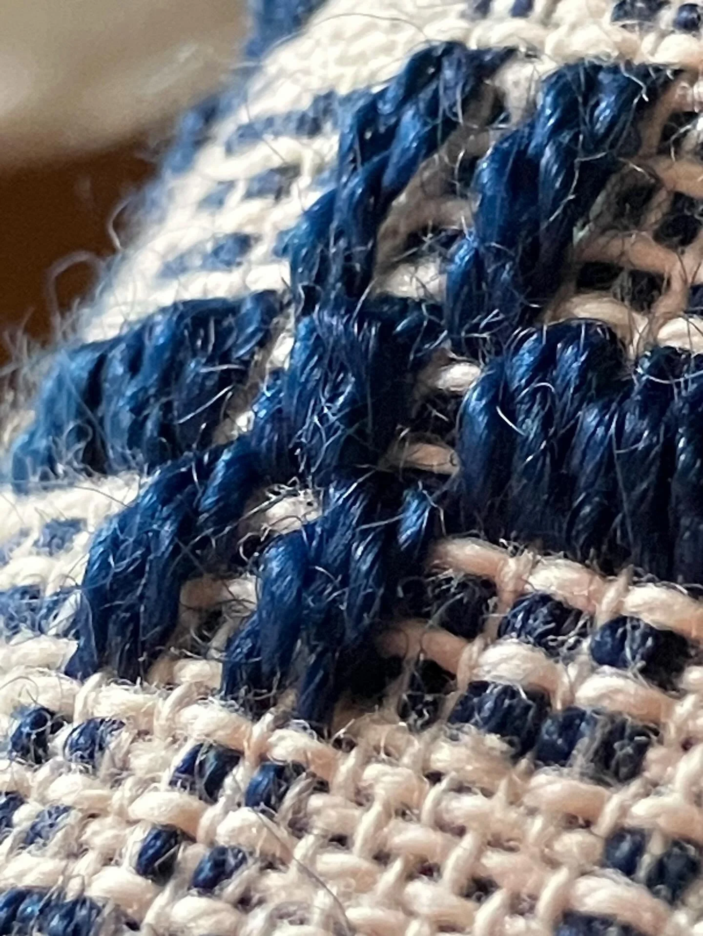 Floatwork coverlet in a 19th century Ontario pattern.
This is the second time I have woven this pattern as a coverlet. The first time was in 2009 and it was with commercially sourced wool. At that time, I really yearned to make my Ontario textile rep