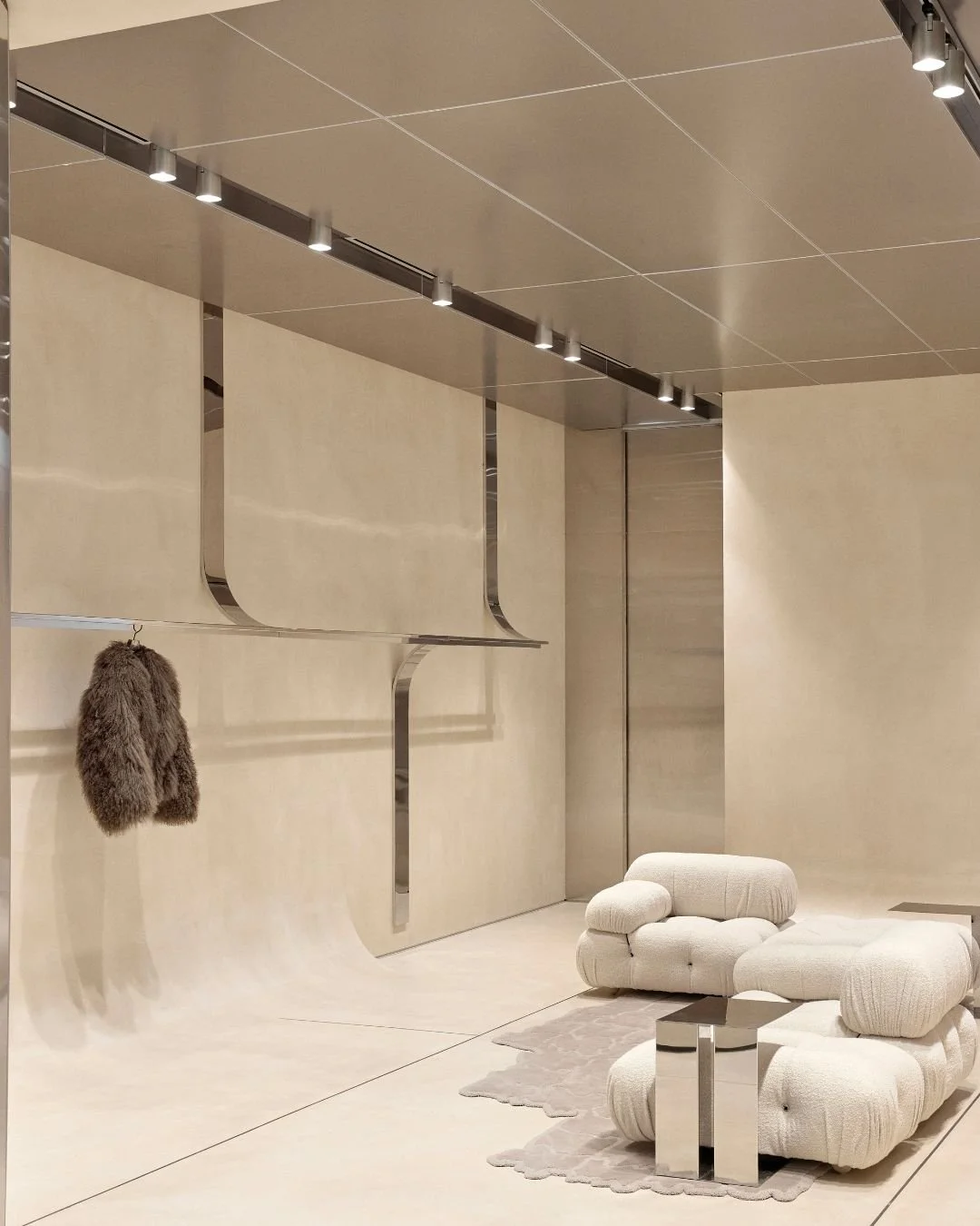Insight into the construction process at Misha, Emporium. From base build to construction to completed store.
#construction #process #designdetail #interiordesign #commercialinteriordesign #retaildesign #studiograyscale #melbdesigner