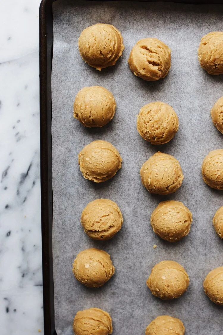 SALTED TOFFEE + BROWN SUGAR COOKIES — The Vivid Kitchen
