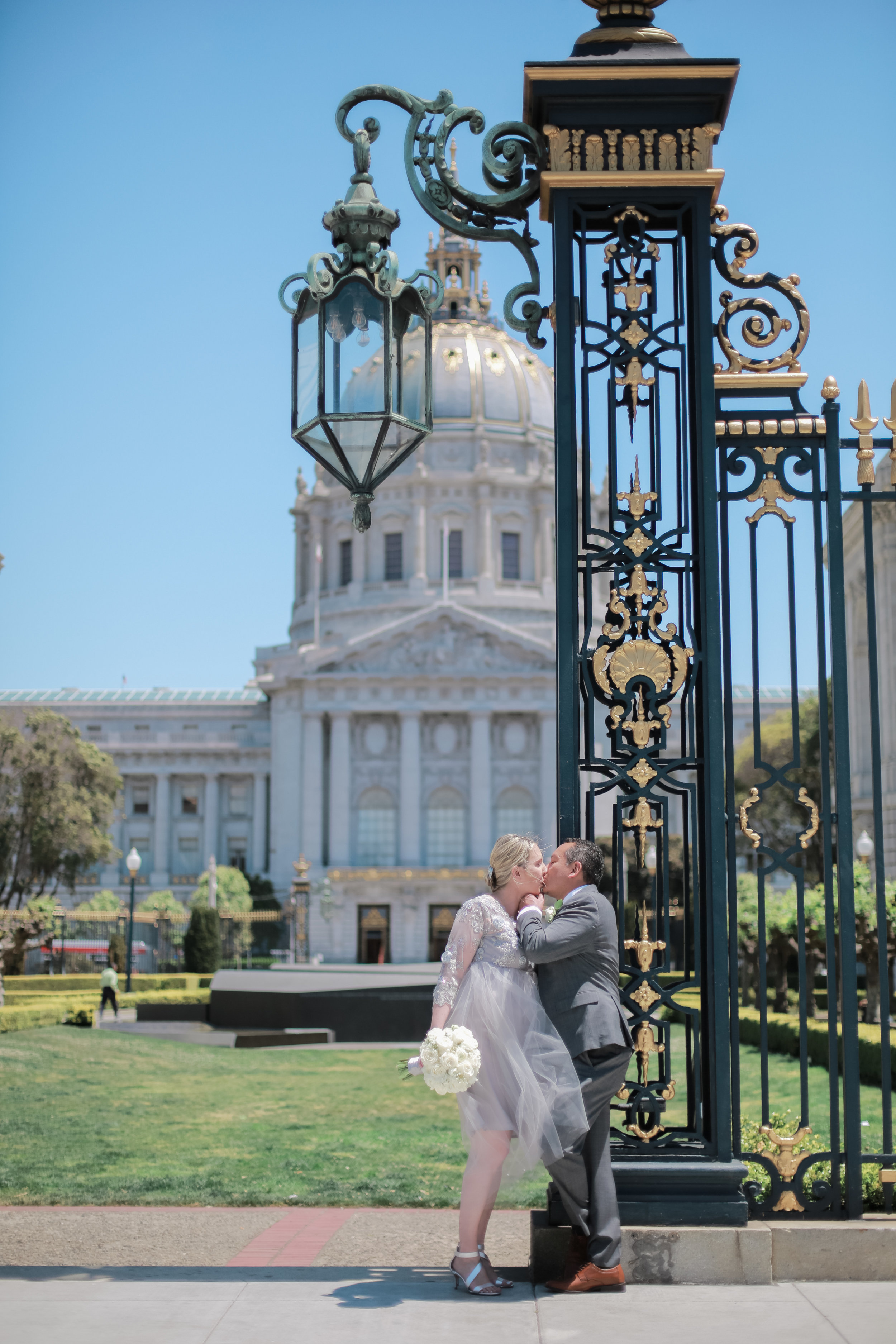 San_Francisco_City_Hall_Wedding_014.jpg