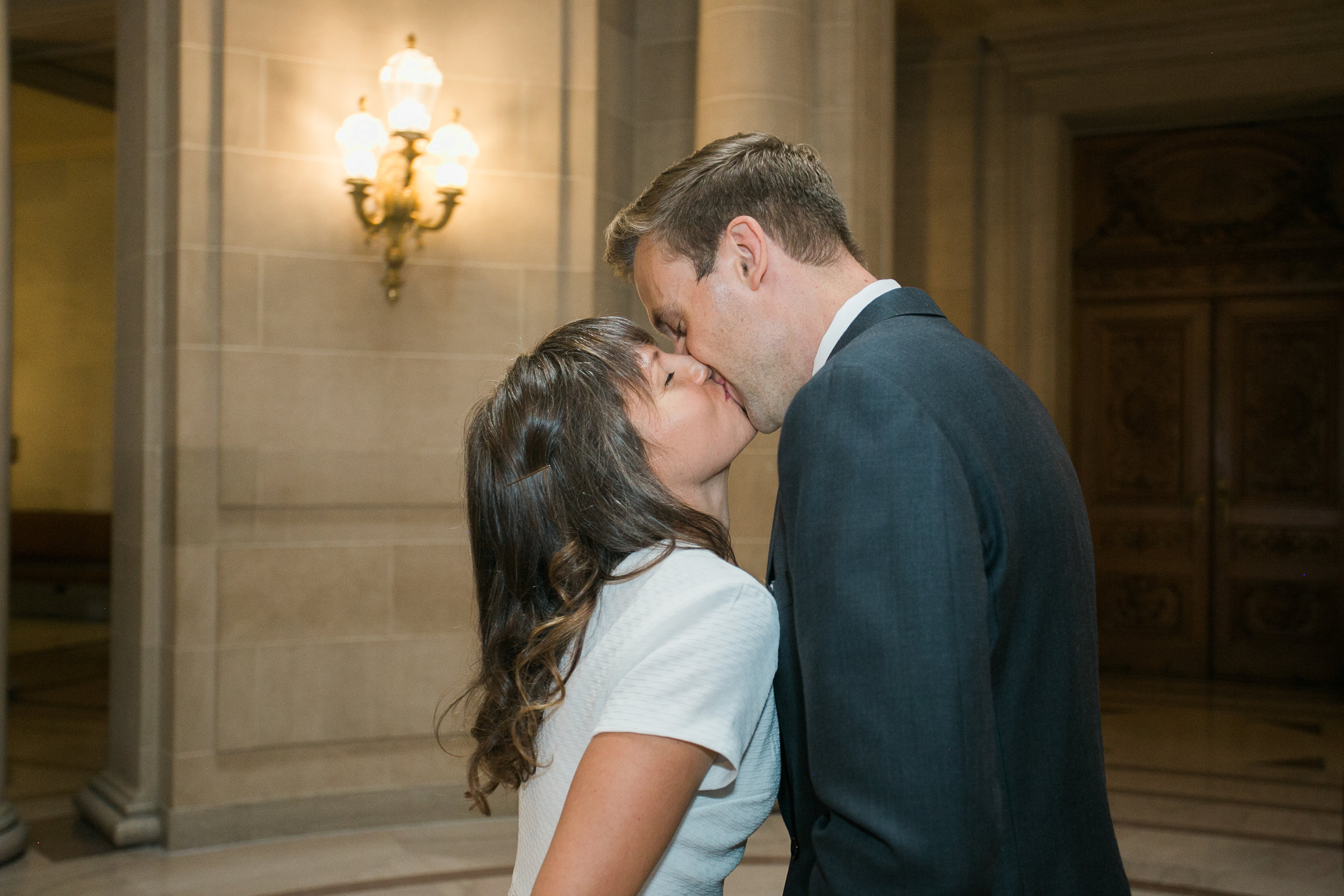 San_Francisco_City_Hall_Wedding_011.jpg