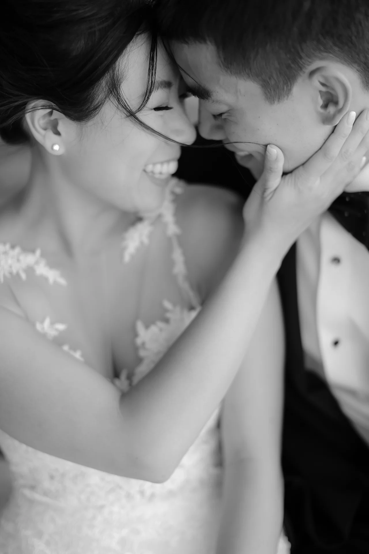 Gloria_Ferrer_Caves_Vineyard_Wedding_010.jpg