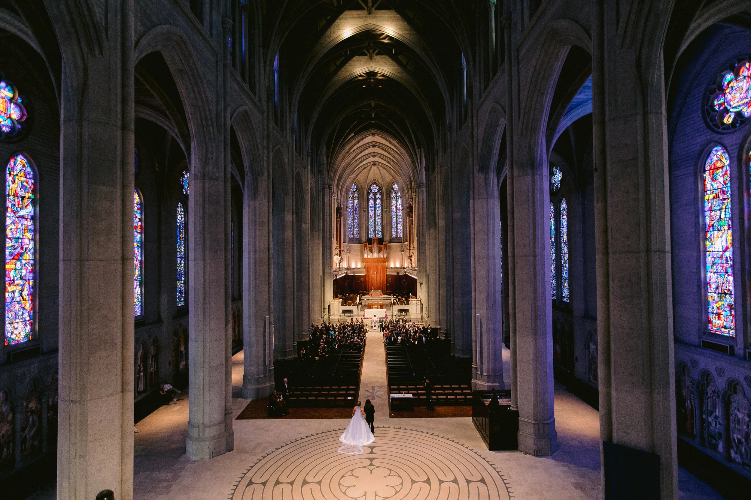 Grace_Cathedral_Tarra_Gallery_Wedding_010.jpg