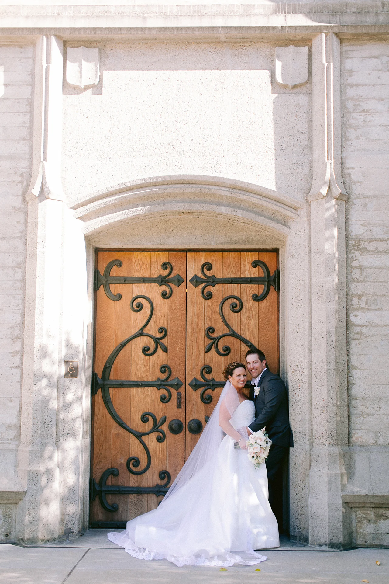 Grace_Cathedral_Tarra_Gallery_Wedding_022.jpg
