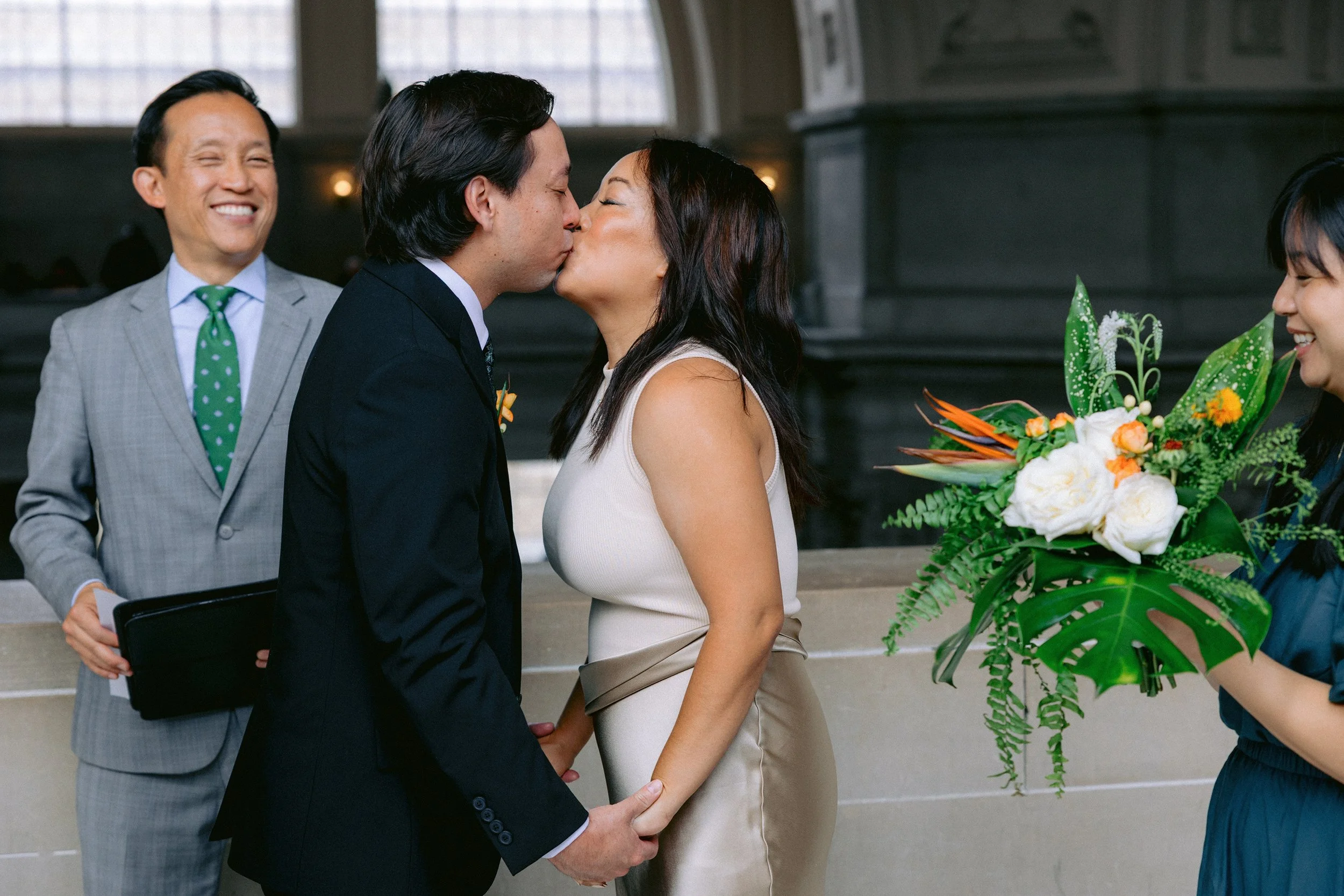 San_Francisco_City_Hall_Wedding_007.jpg