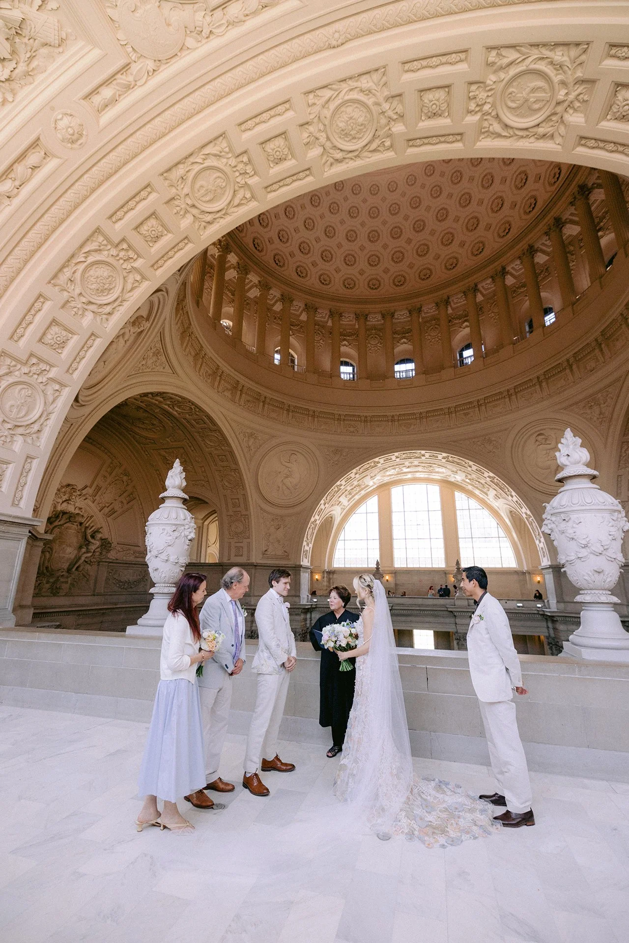 San_Francisco_City_Hall_Wedding_002.jpg
