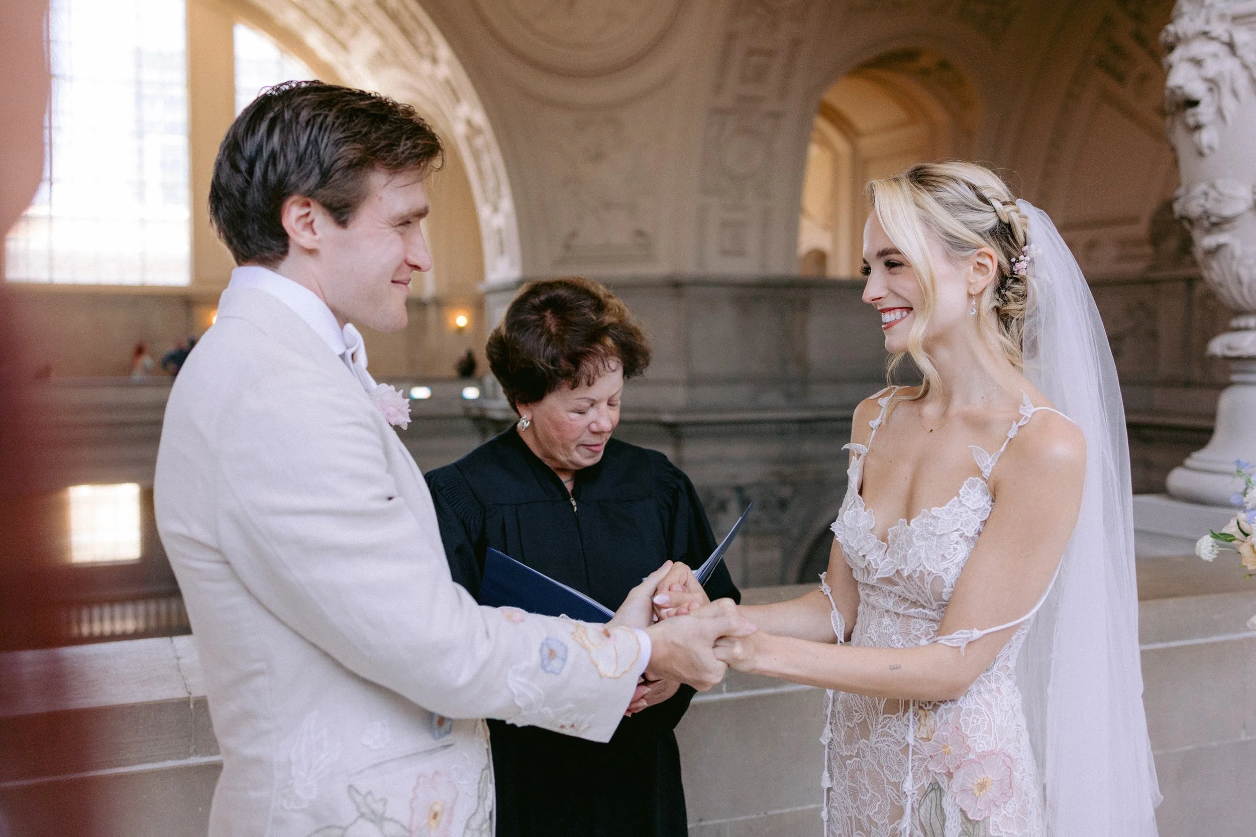 San_Francisco_City_Hall_Wedding_003.jpg