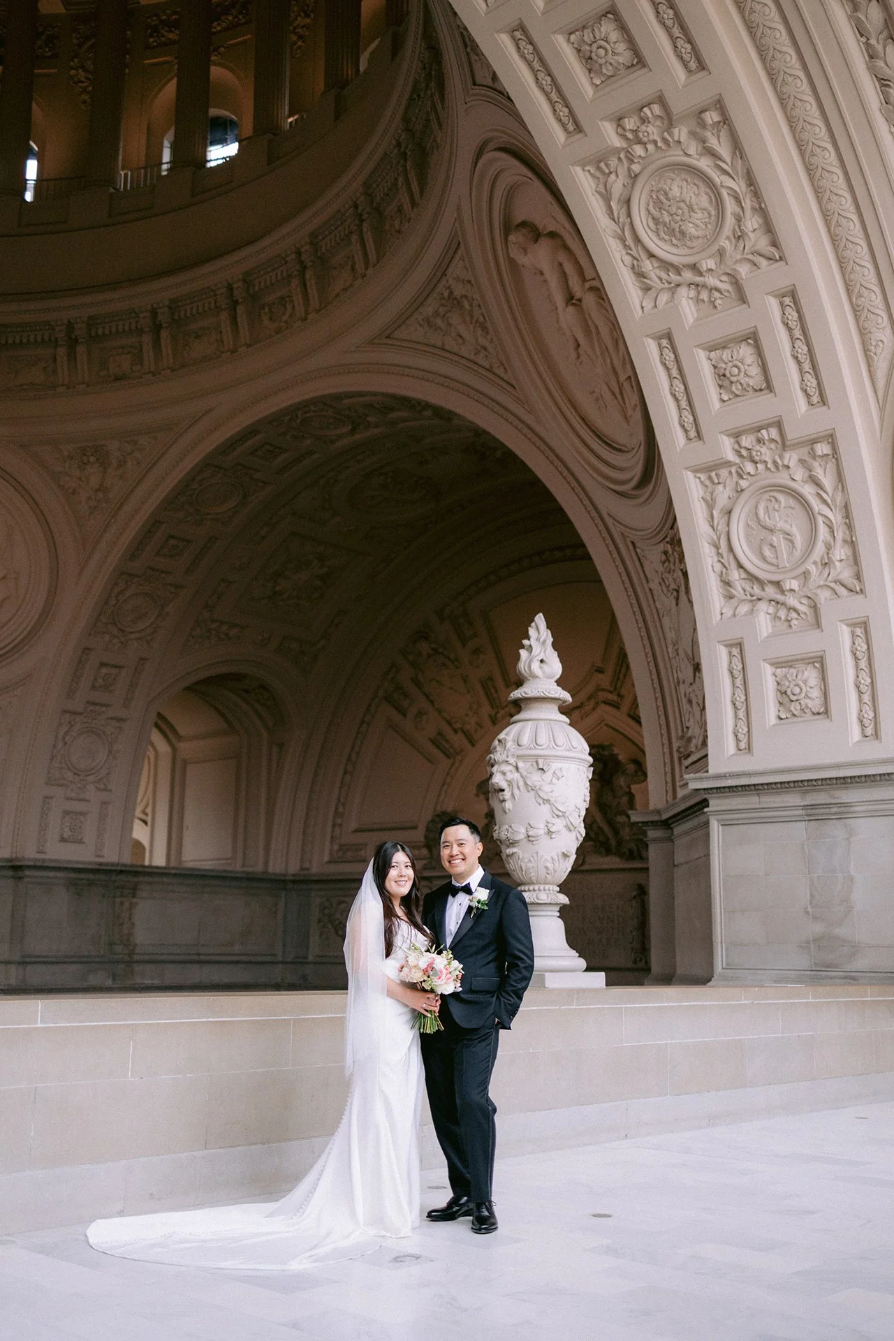 San_Francisco_City_Hall_Wedding_008.jpg
