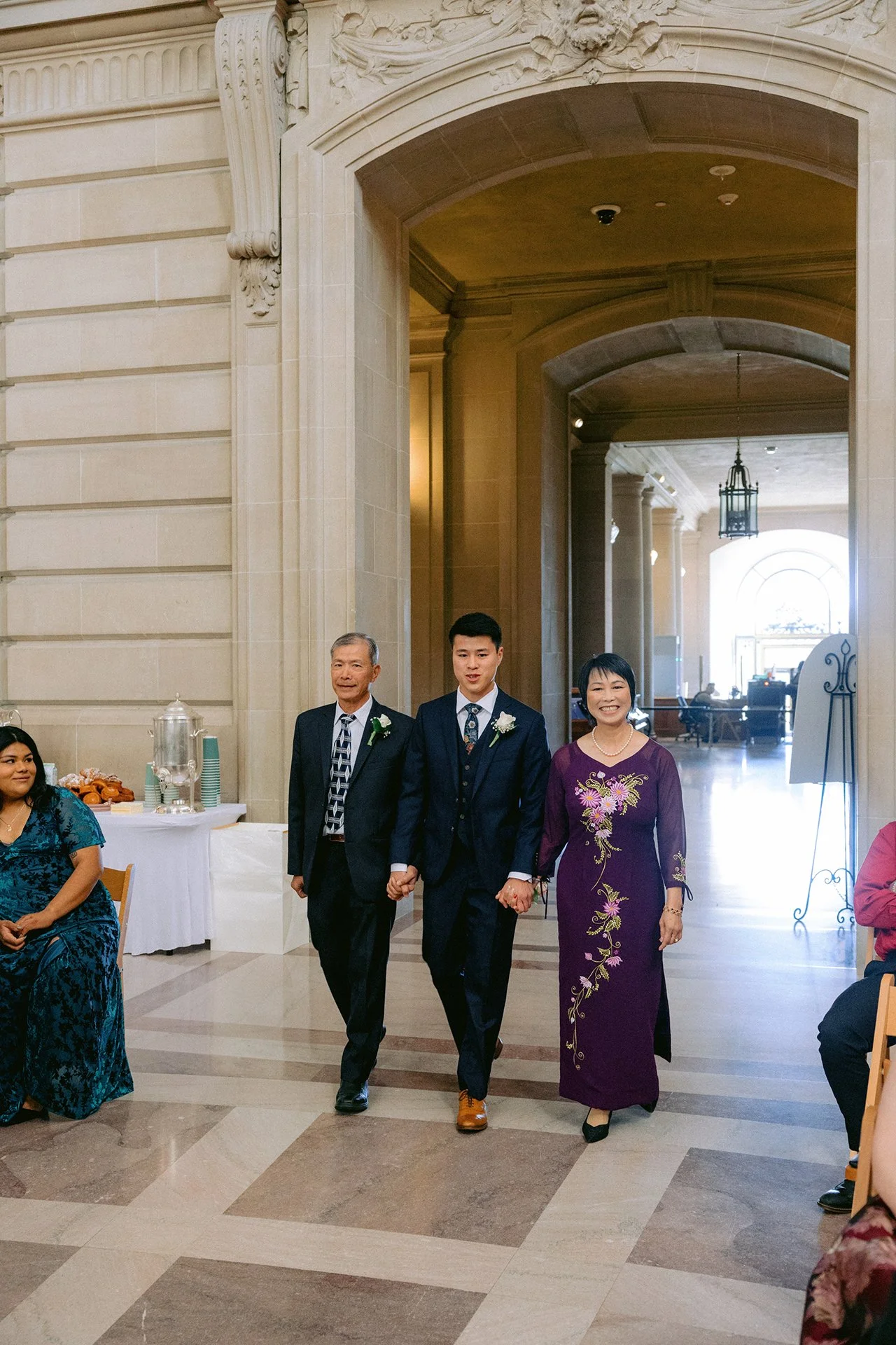 San_Francisco_City_Hall_Wedding_009.jpg
