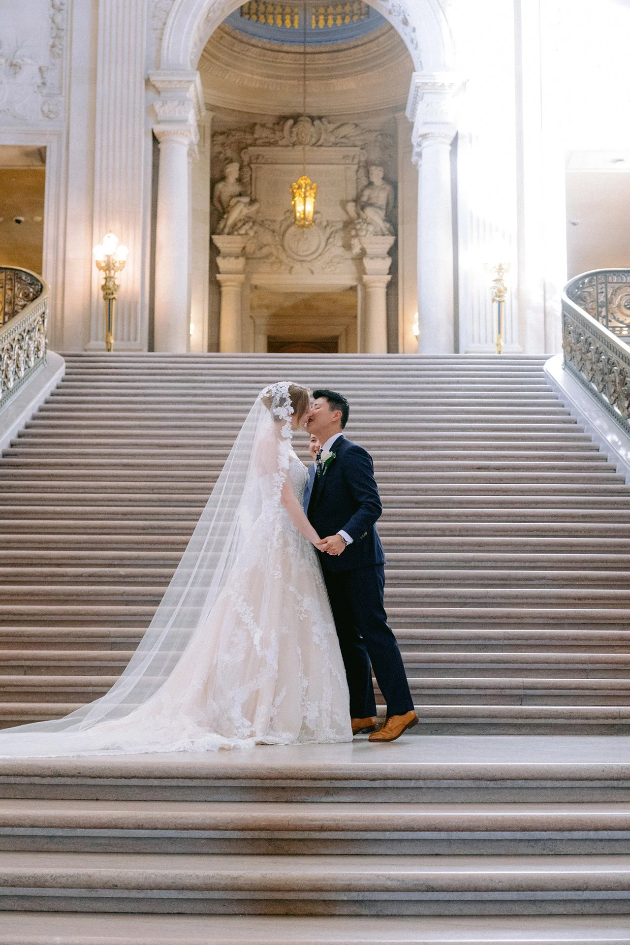 San_Francisco_City_Hall_Wedding_013.jpg