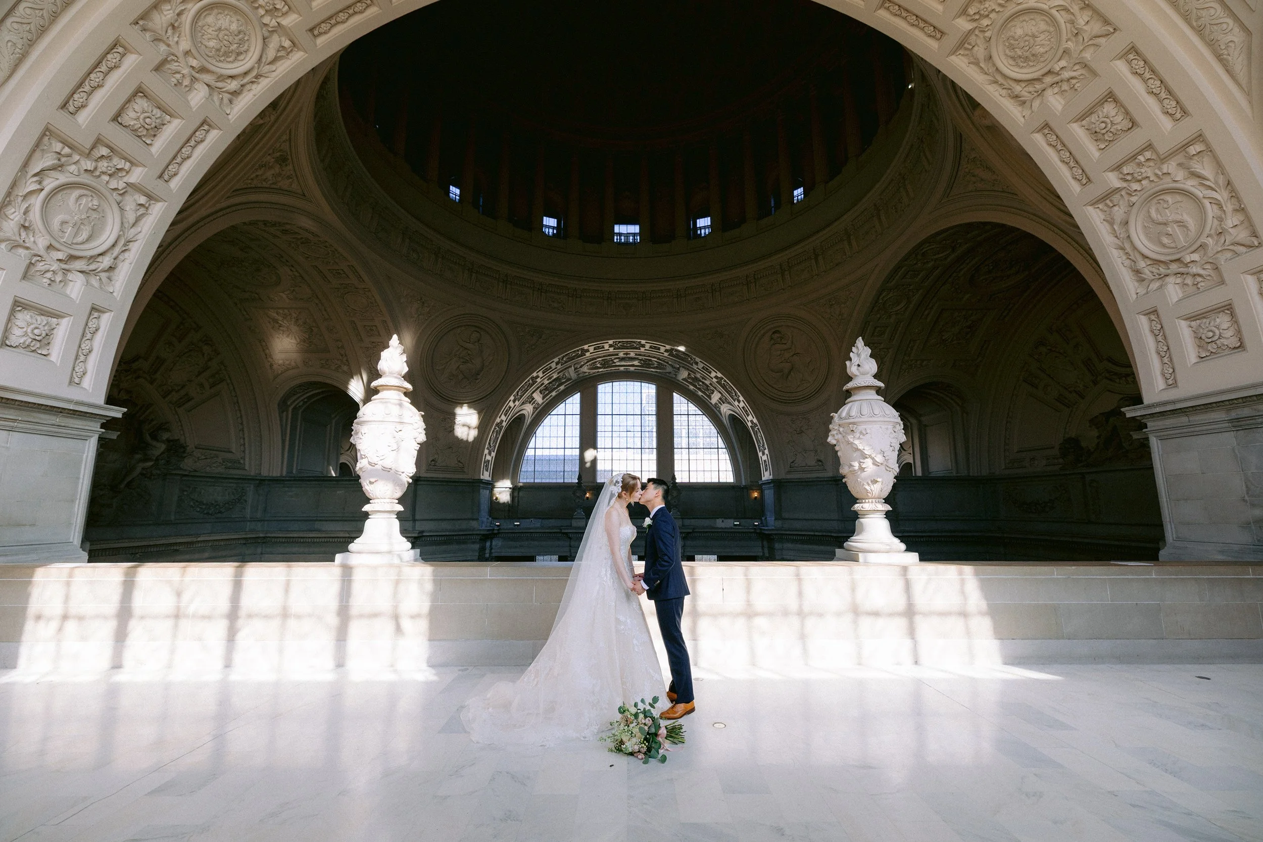 San_Francisco_City_Hall_Wedding_017.jpg