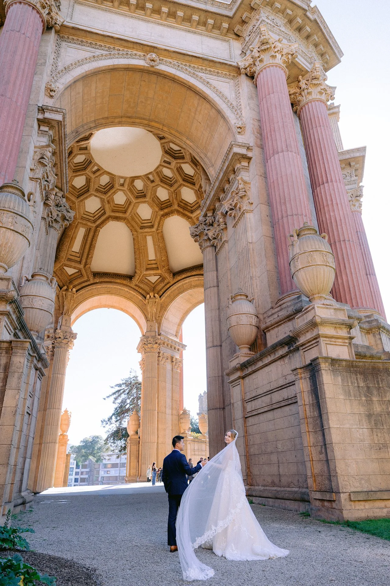 San_Francisco_City_Hall_Wedding_023.jpg