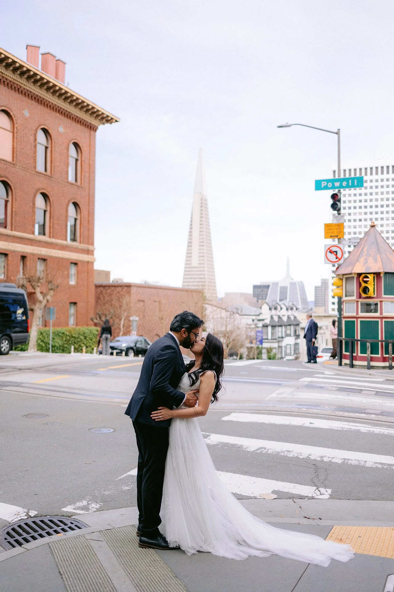 San_Francisco_City_Hall_Wedding_016.jpg