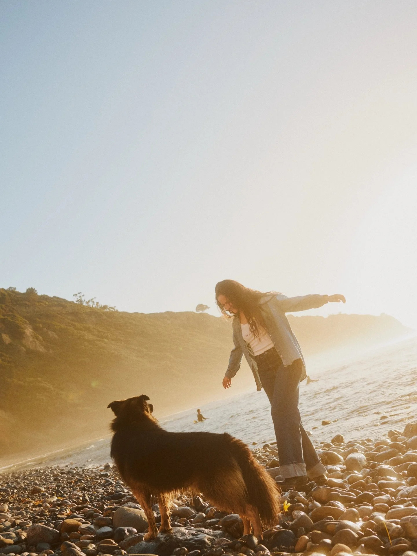 bodhi&rsquo;s camera debut x the wonderful @grantpuckettphoto 🐶🌟

when I was younger &amp; living in nyc, I always dreamed of moving somewhere where I could have a big fluffy dog of my own and go on lil adventures out in the world together. feels l